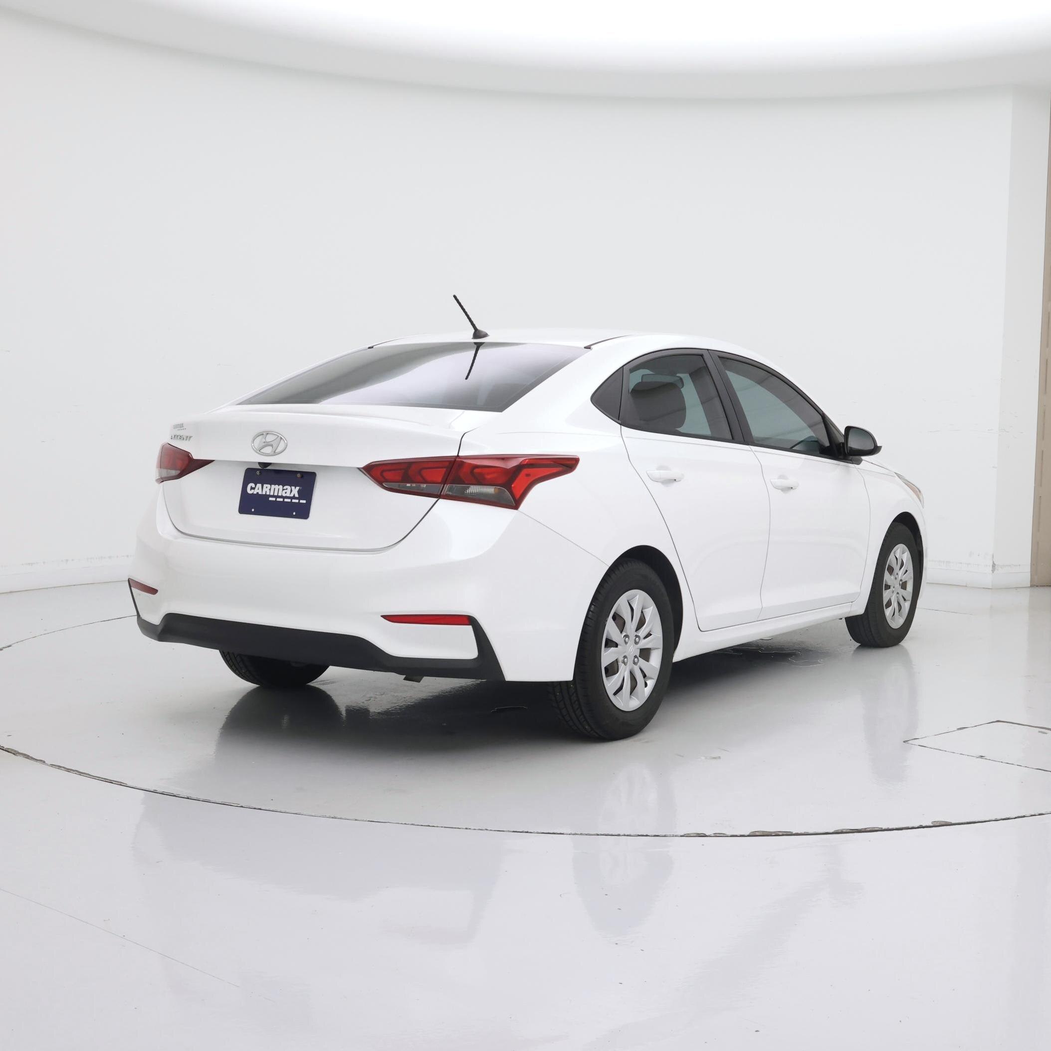 Thumbnail: 2021 Hyundai Accent - 8
