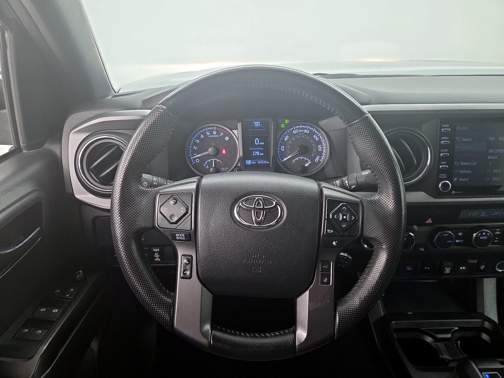 Thumbnail: 2022 Toyota Tacoma - 10