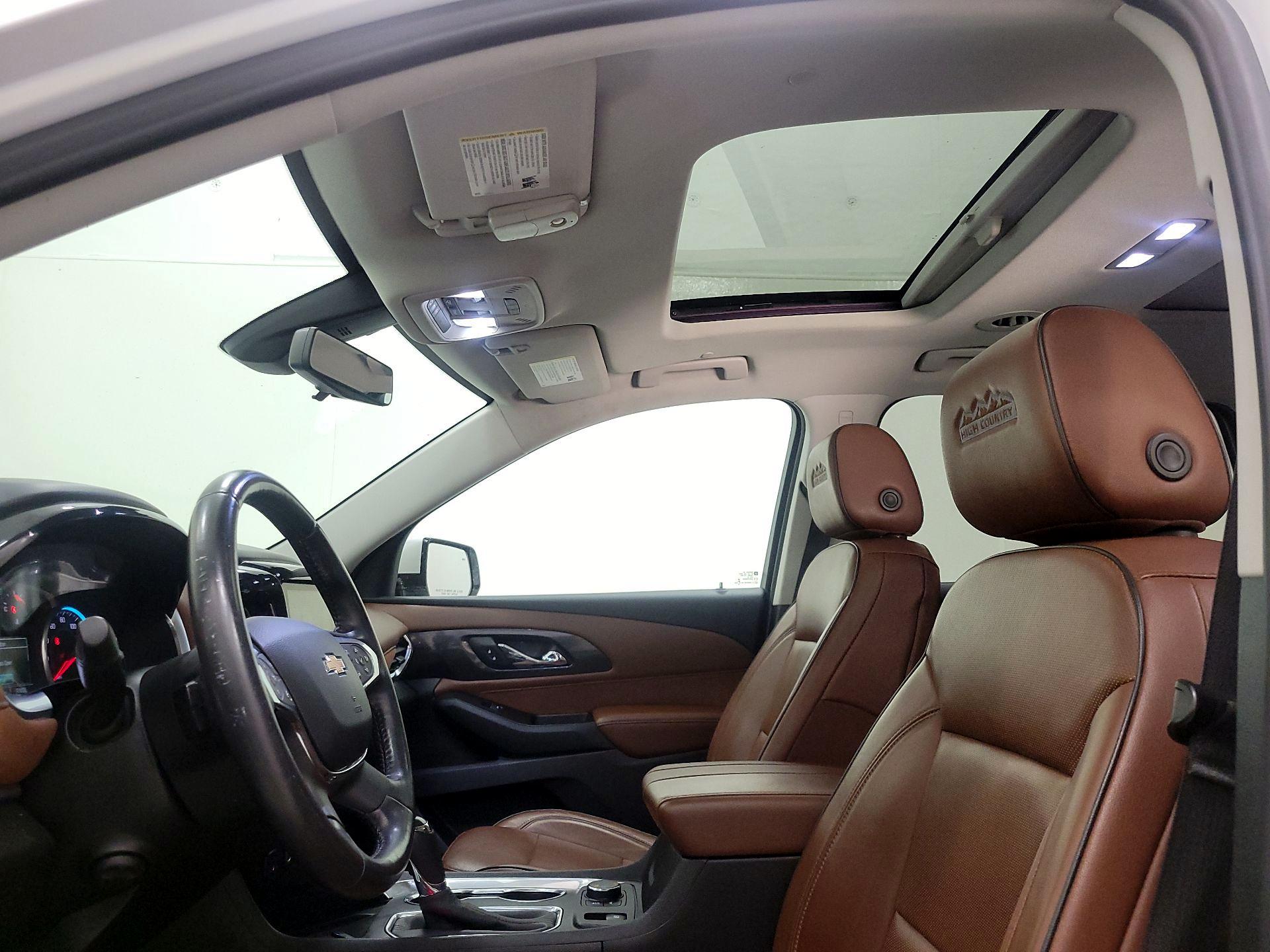 Thumbnail: 2019 Chevrolet Traverse - 19