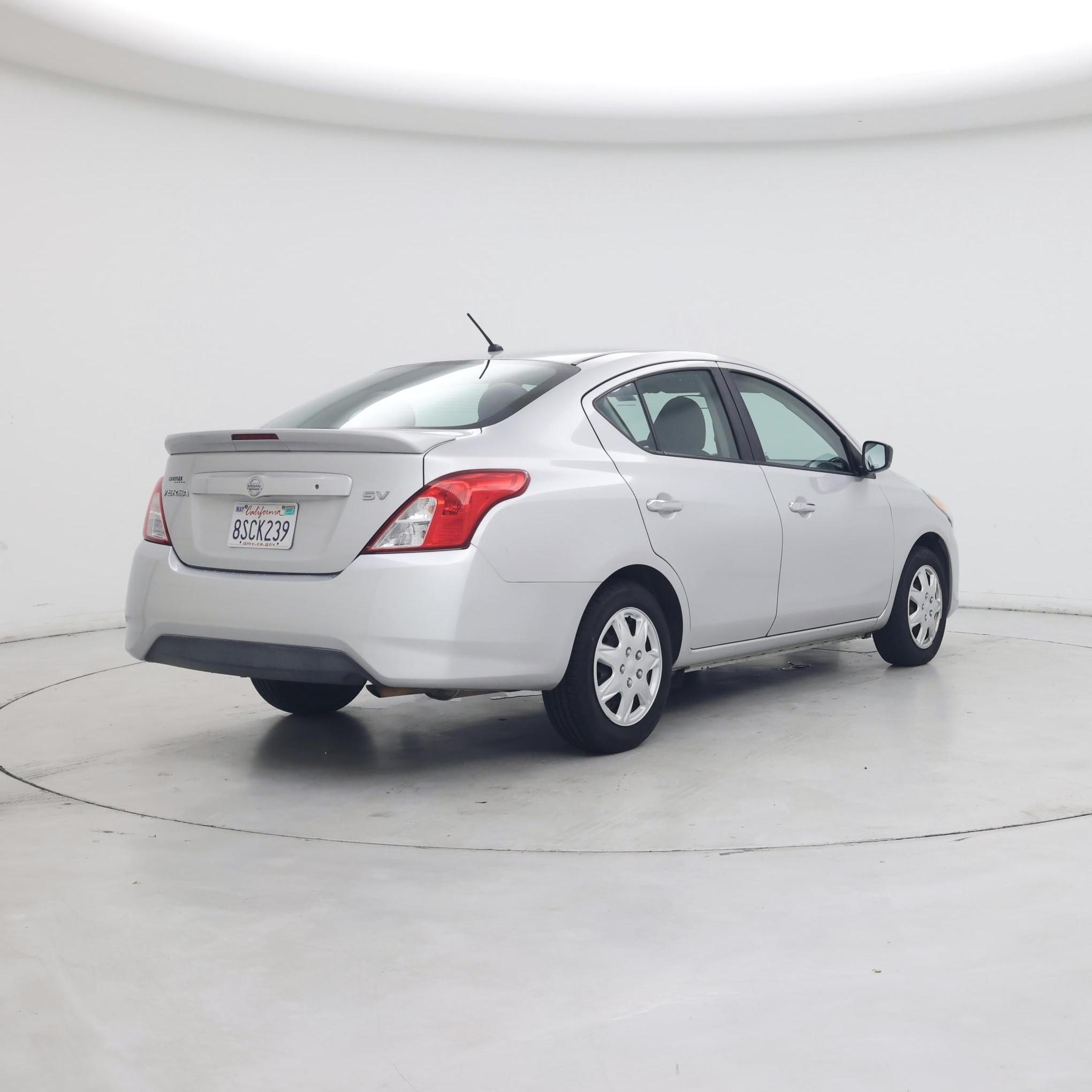 Thumbnail: 2017 Nissan Versa - 8