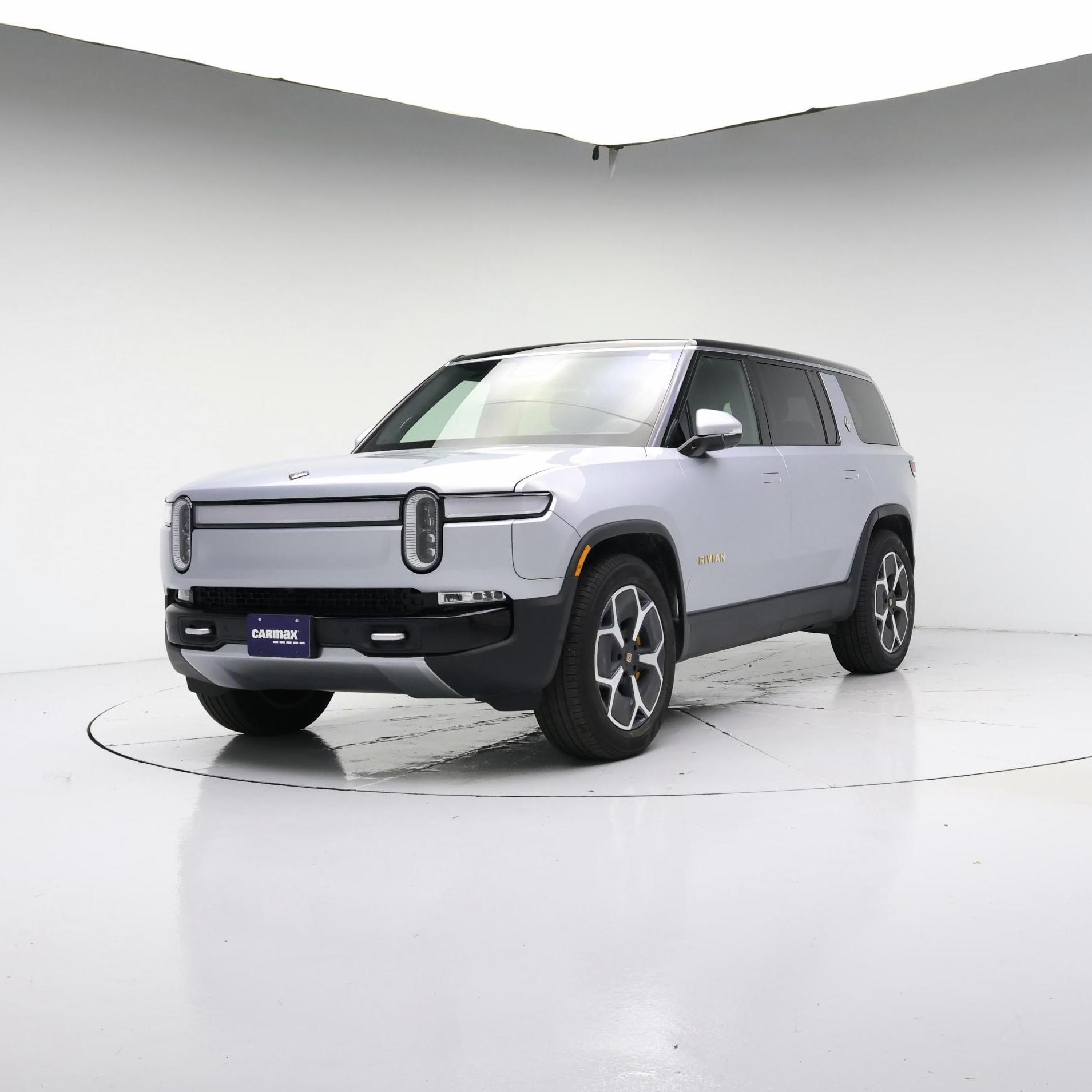 Thumbnail: 2023 Rivian R1S - 4