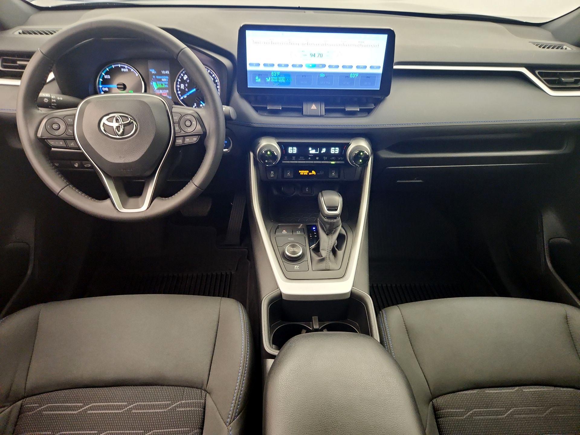 Thumbnail: 2022 Toyota RAV4 - 9