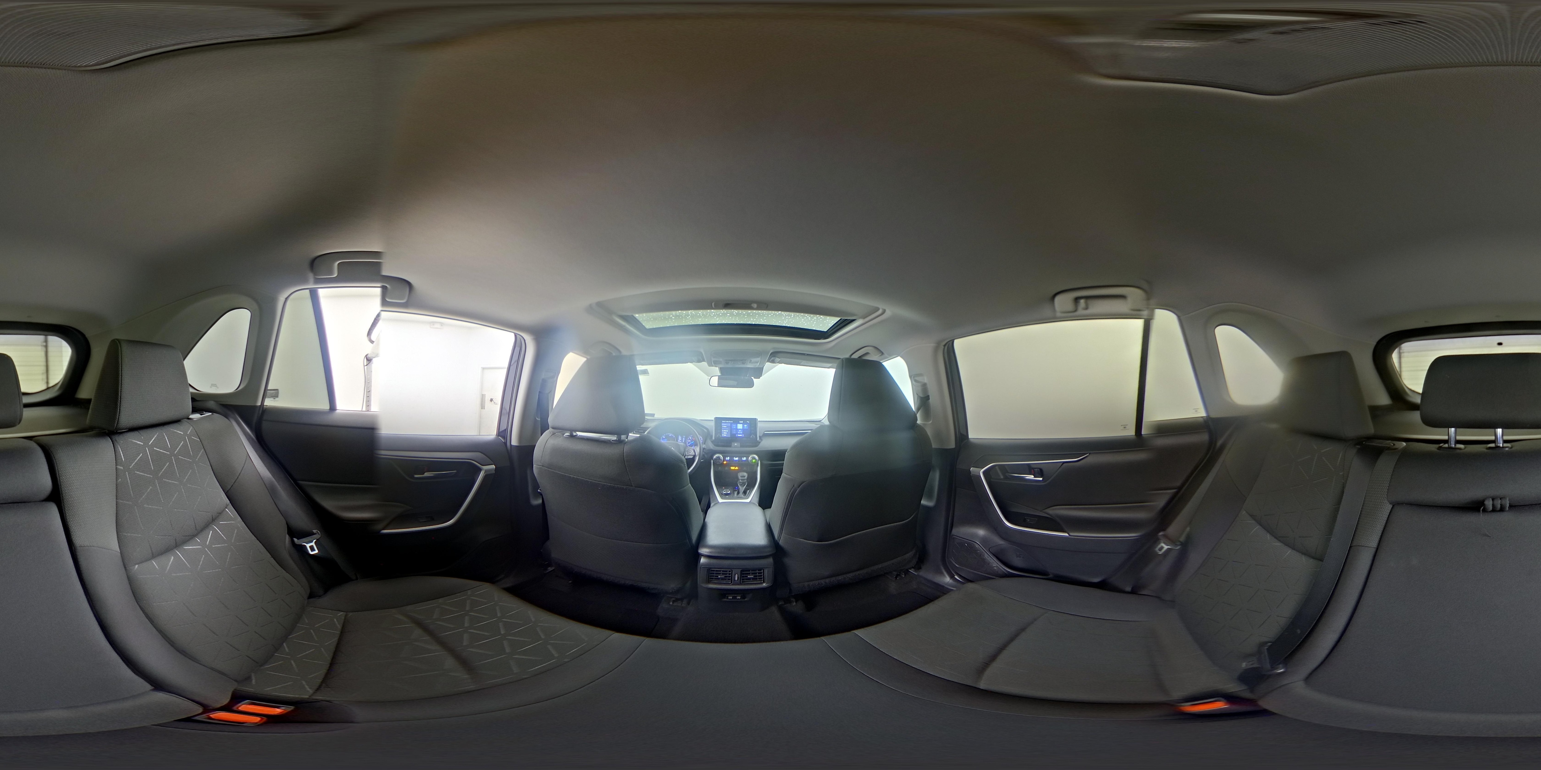 2021 Toyota RAV4 XLE - Photo 27