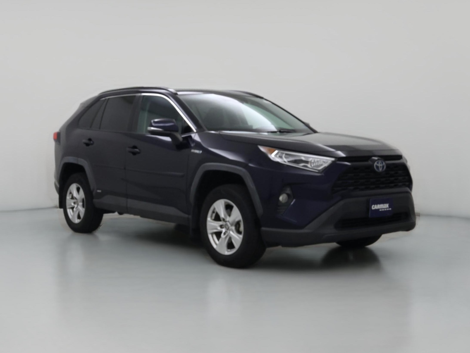2021 Toyota RAV4 XLE - Photo 1