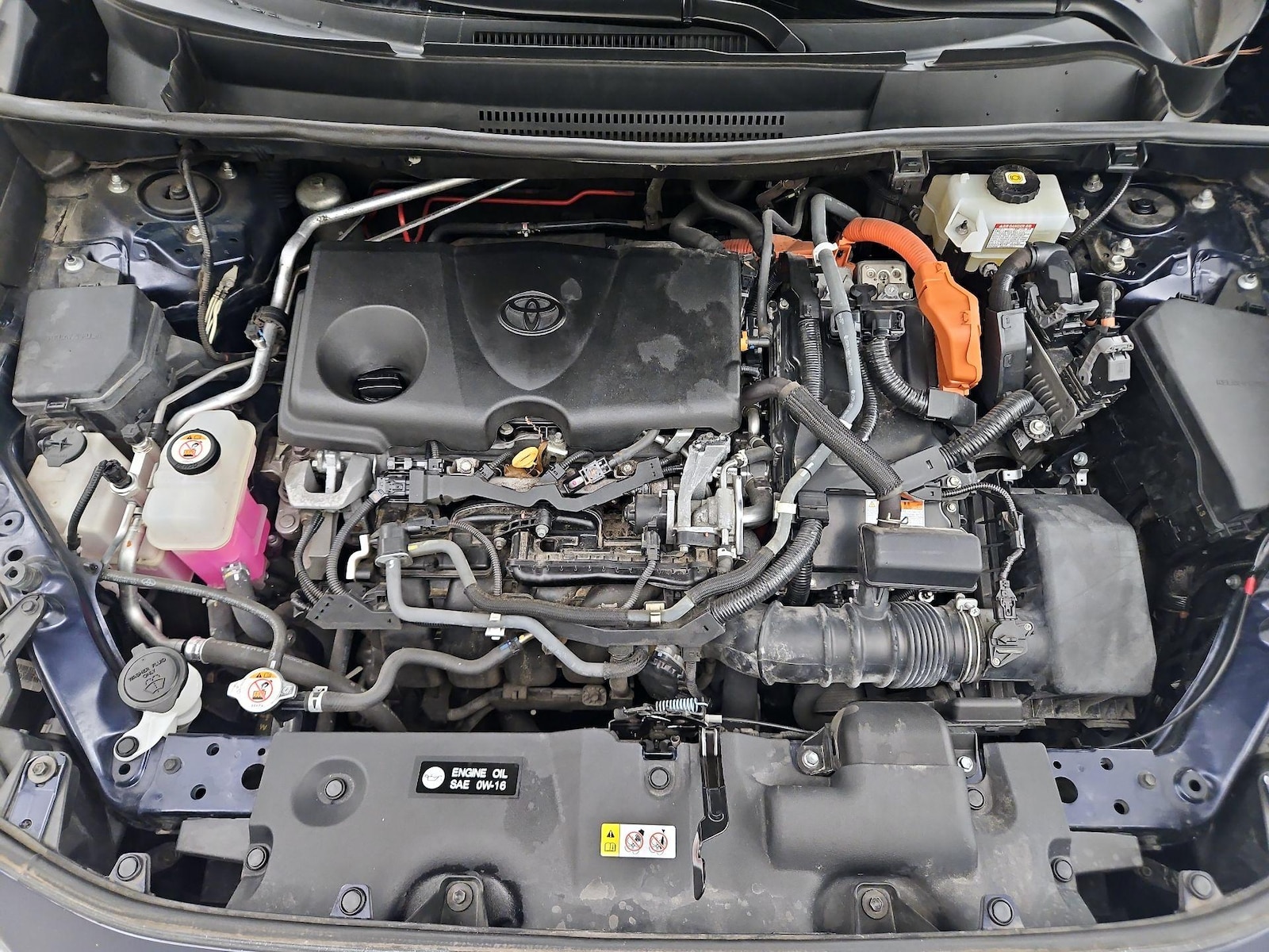 2021 Toyota RAV4 XLE - Photo 24