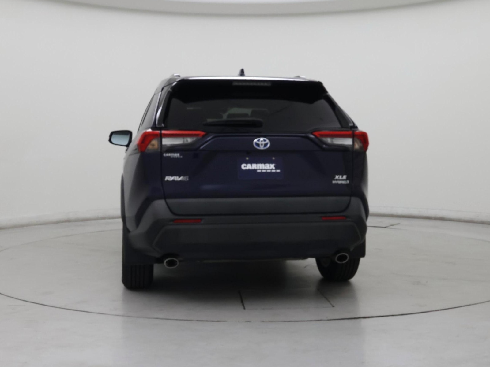 2021 Toyota RAV4 XLE - Photo 7