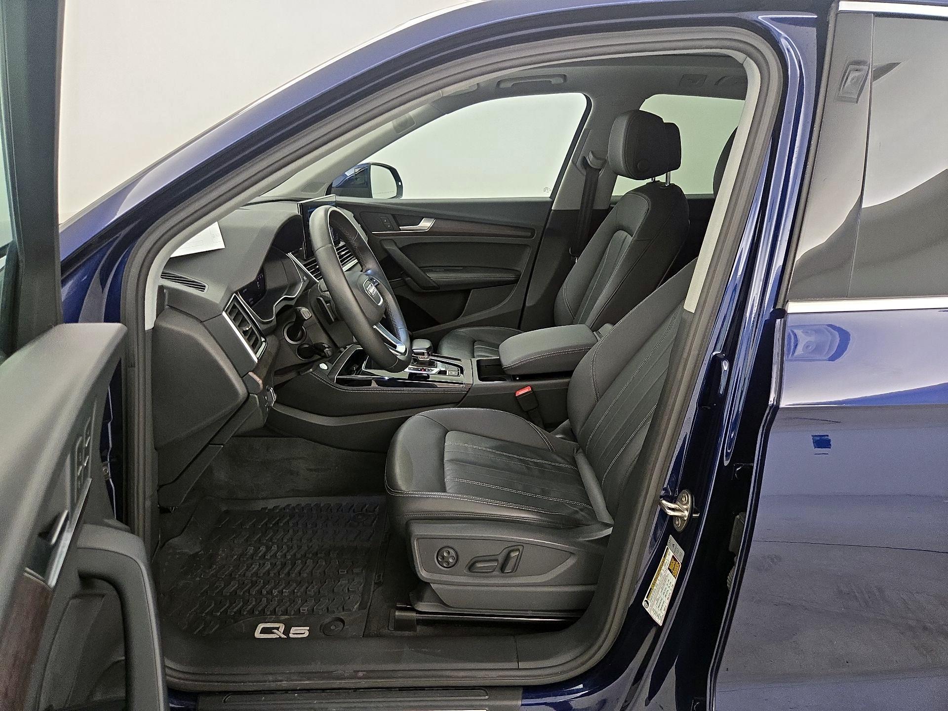 Thumbnail: 2021 Audi Q5 - 11
