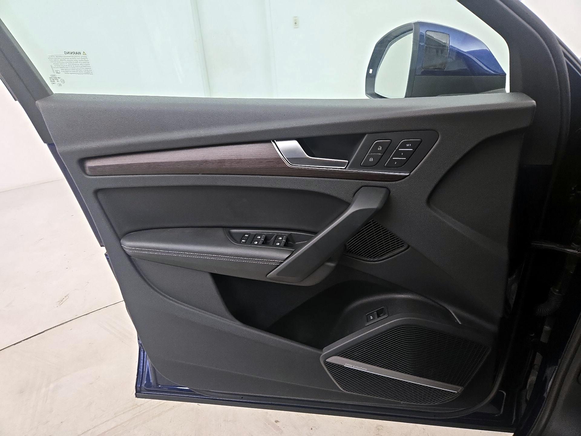 Thumbnail: 2021 Audi Q5 - 12