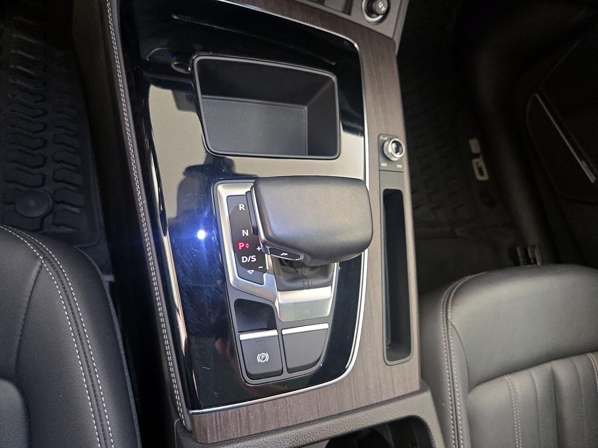 Thumbnail: 2021 Audi Q5 - 18