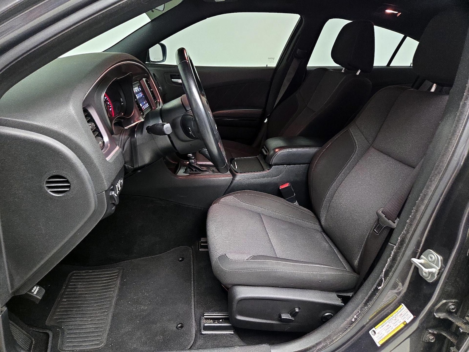 Power Seat(s) & Side Airbags
