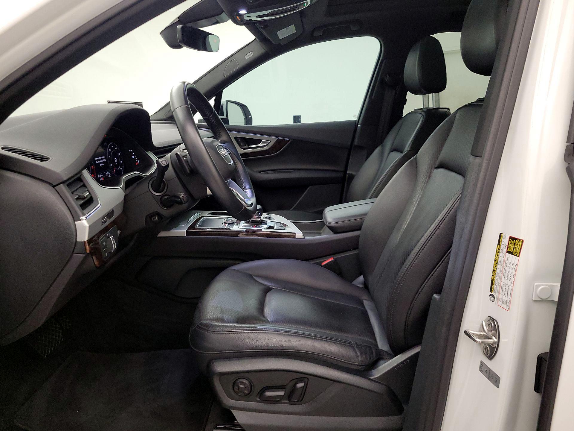 Thumbnail: 2019 Audi Q7 - 11