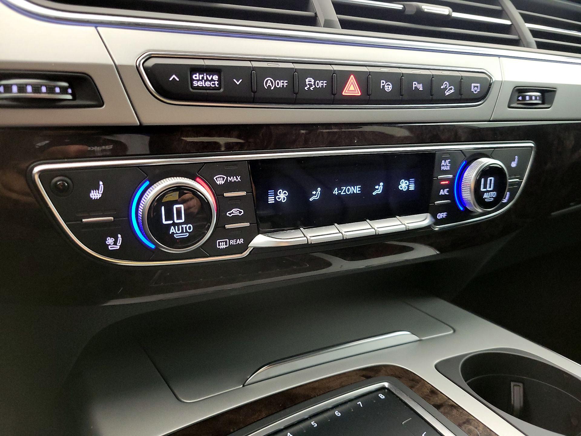 Thumbnail: 2019 Audi Q7 - 17