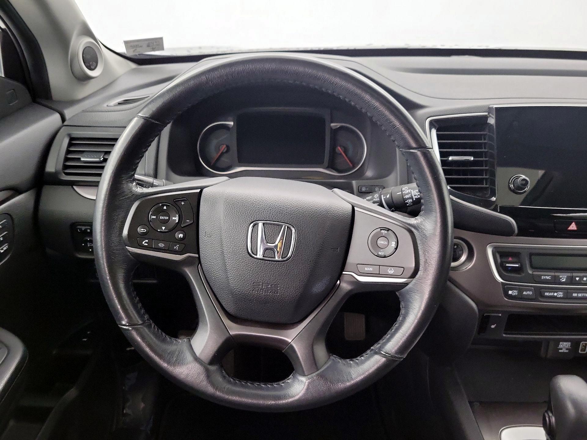 Thumbnail: 2019 Honda Pilot - 10