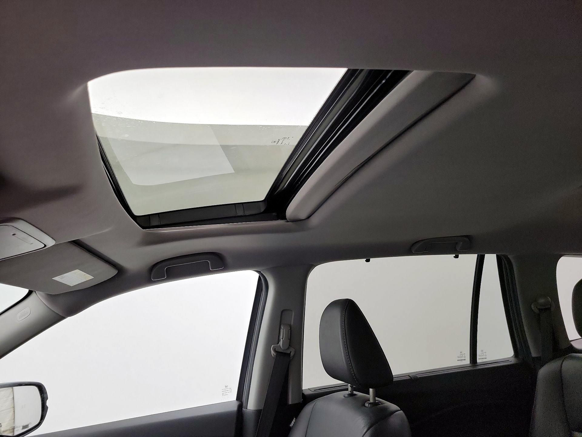 Thumbnail: 2019 Honda Pilot - 19