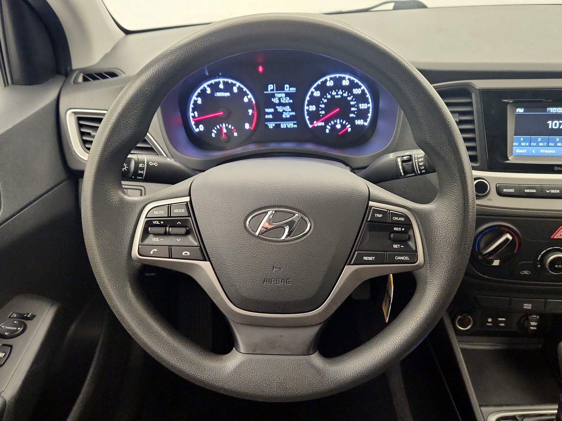 Thumbnail: 2019 Hyundai Accent - 10