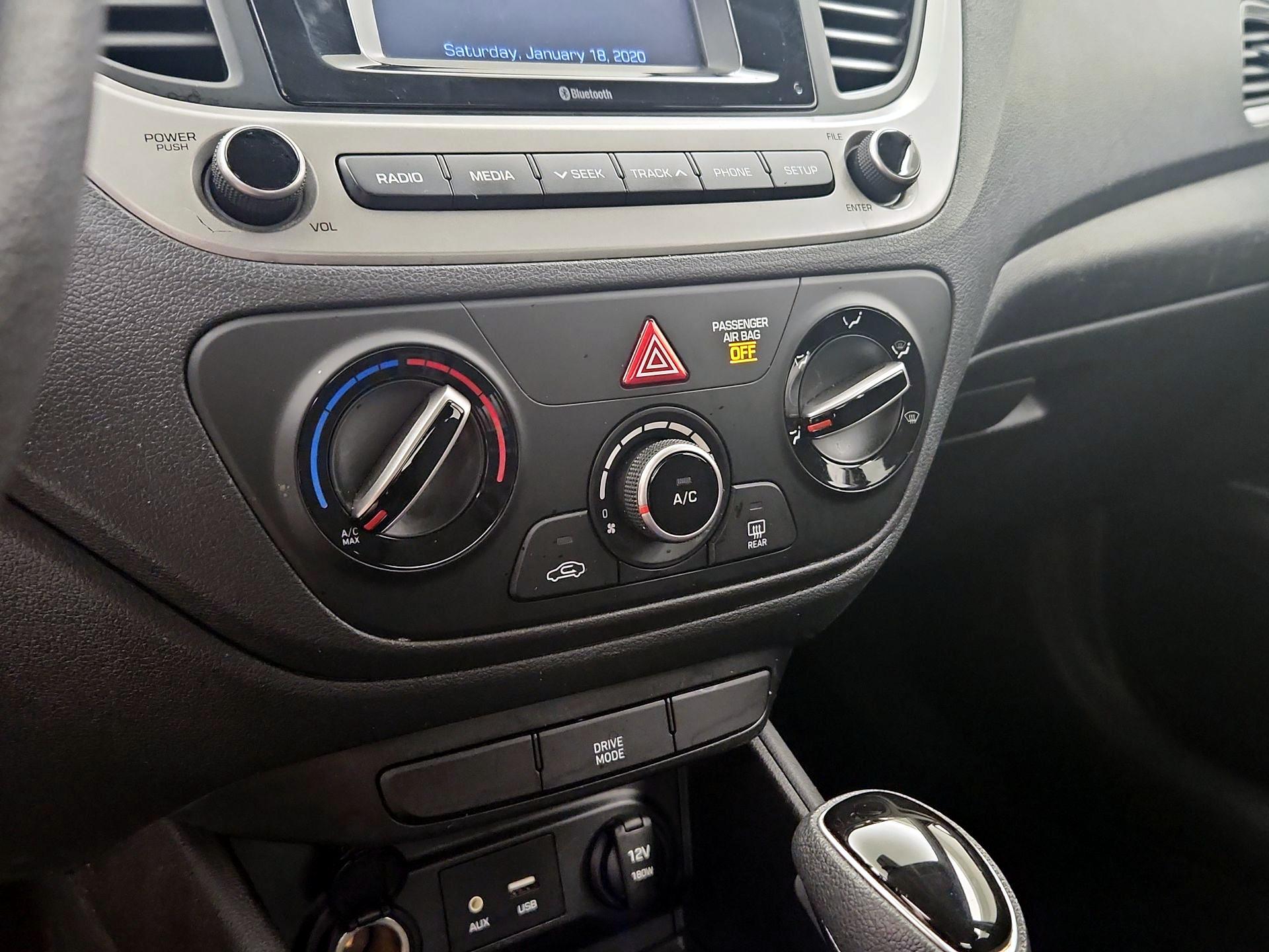 Thumbnail: 2019 Hyundai Accent - 16