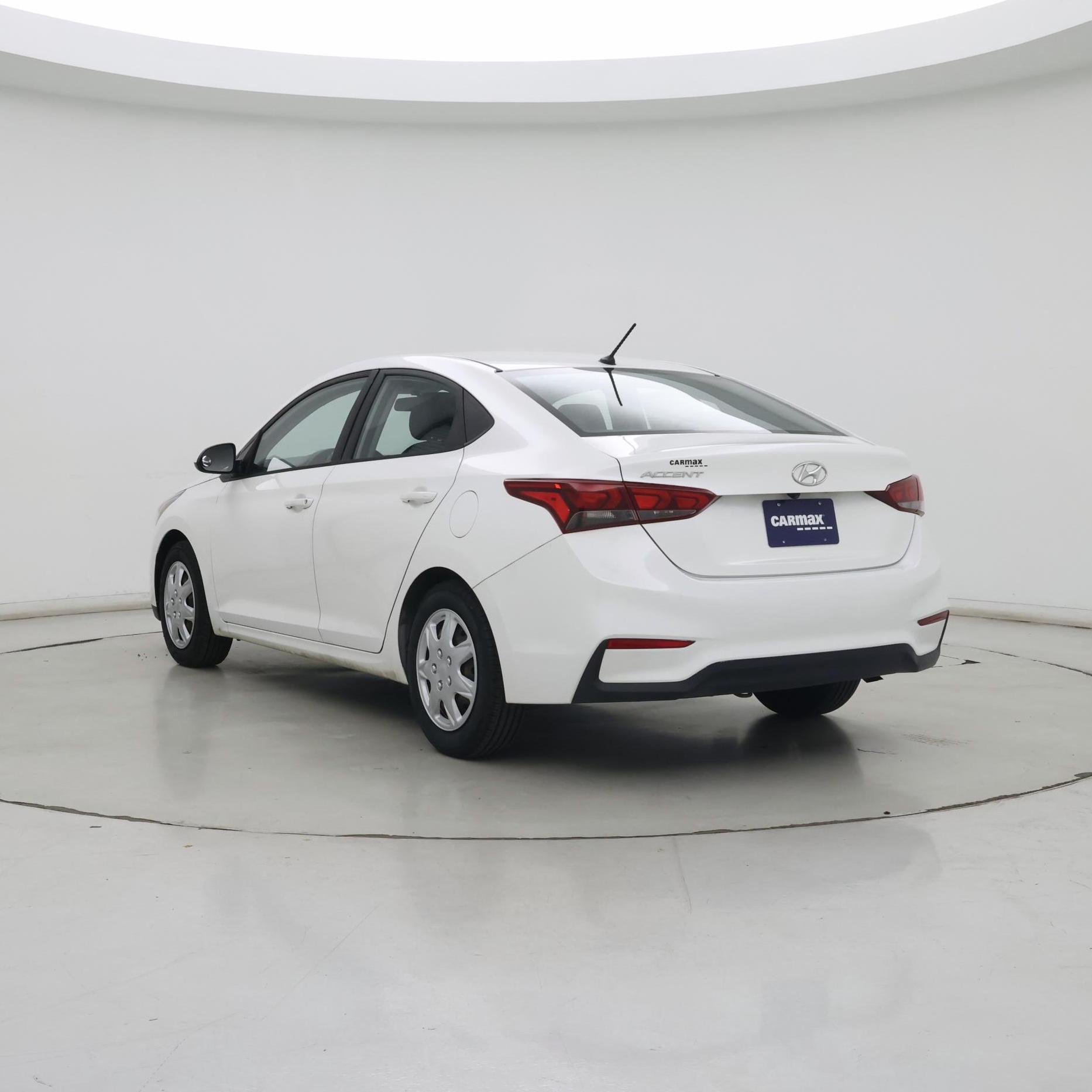 Thumbnail: 2019 Hyundai Accent - 2