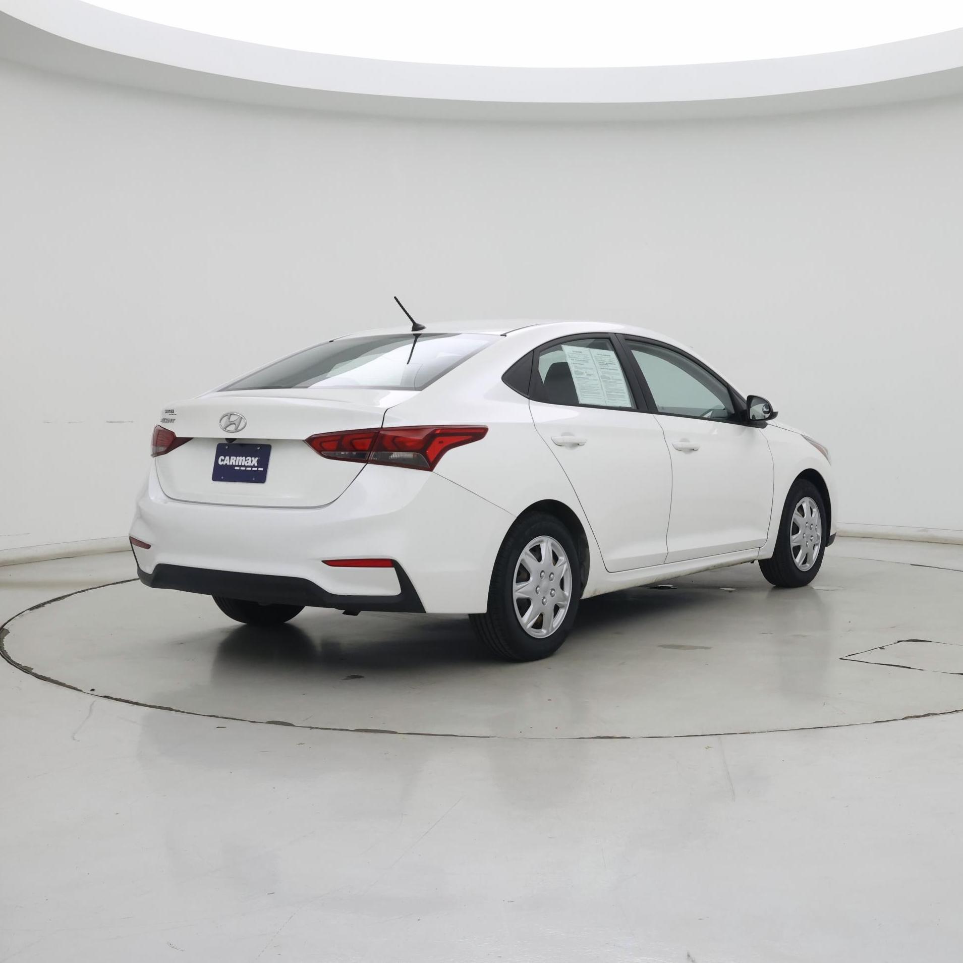 Thumbnail: 2019 Hyundai Accent - 8