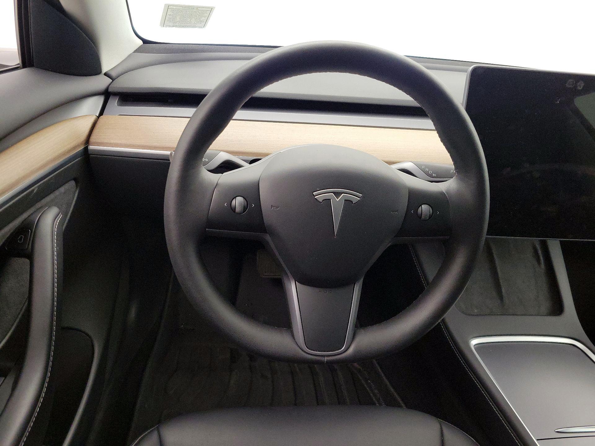 Thumbnail: 2022 Tesla Model 3 - 10