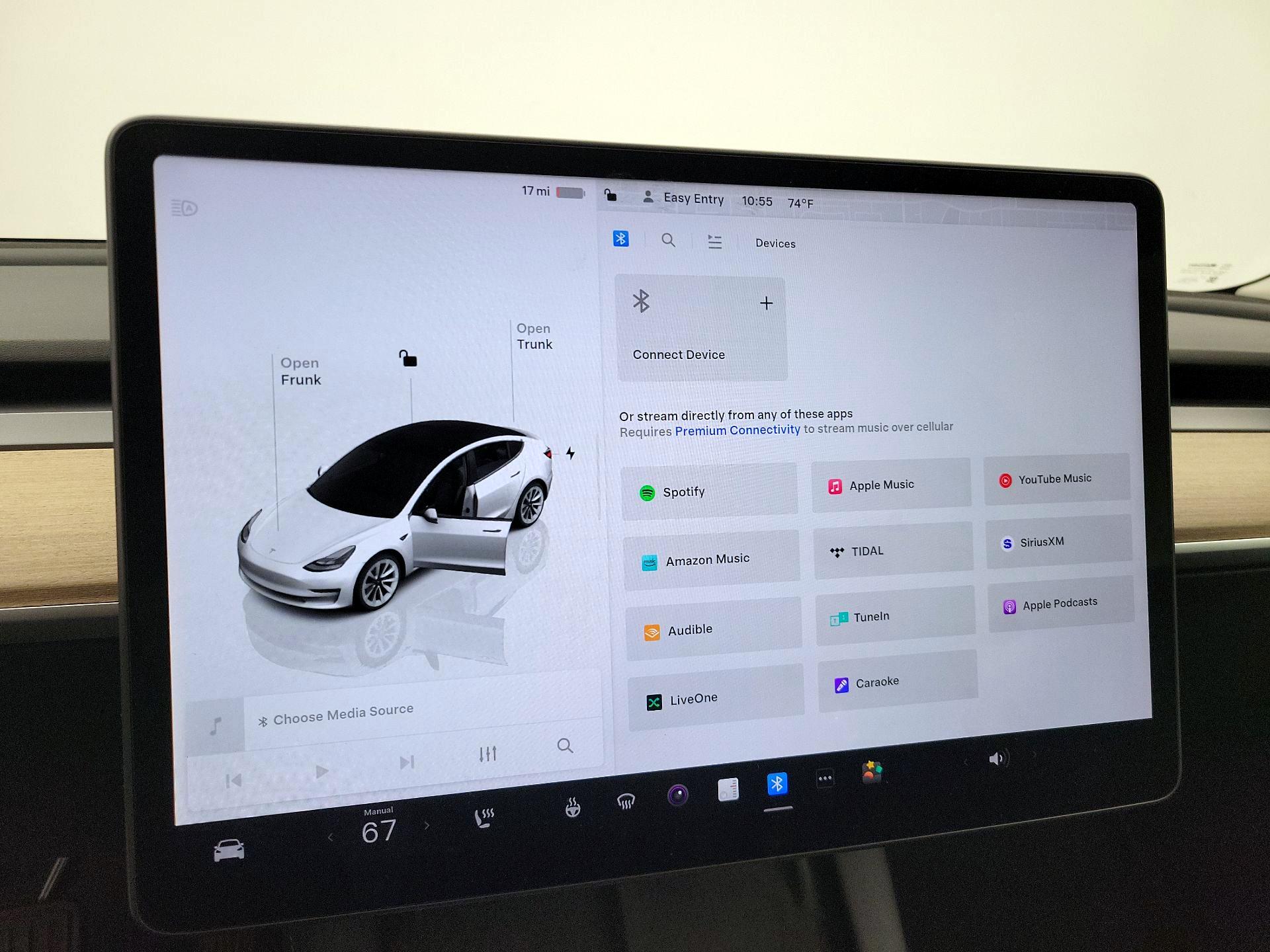 Thumbnail: 2022 Tesla Model 3 - 15