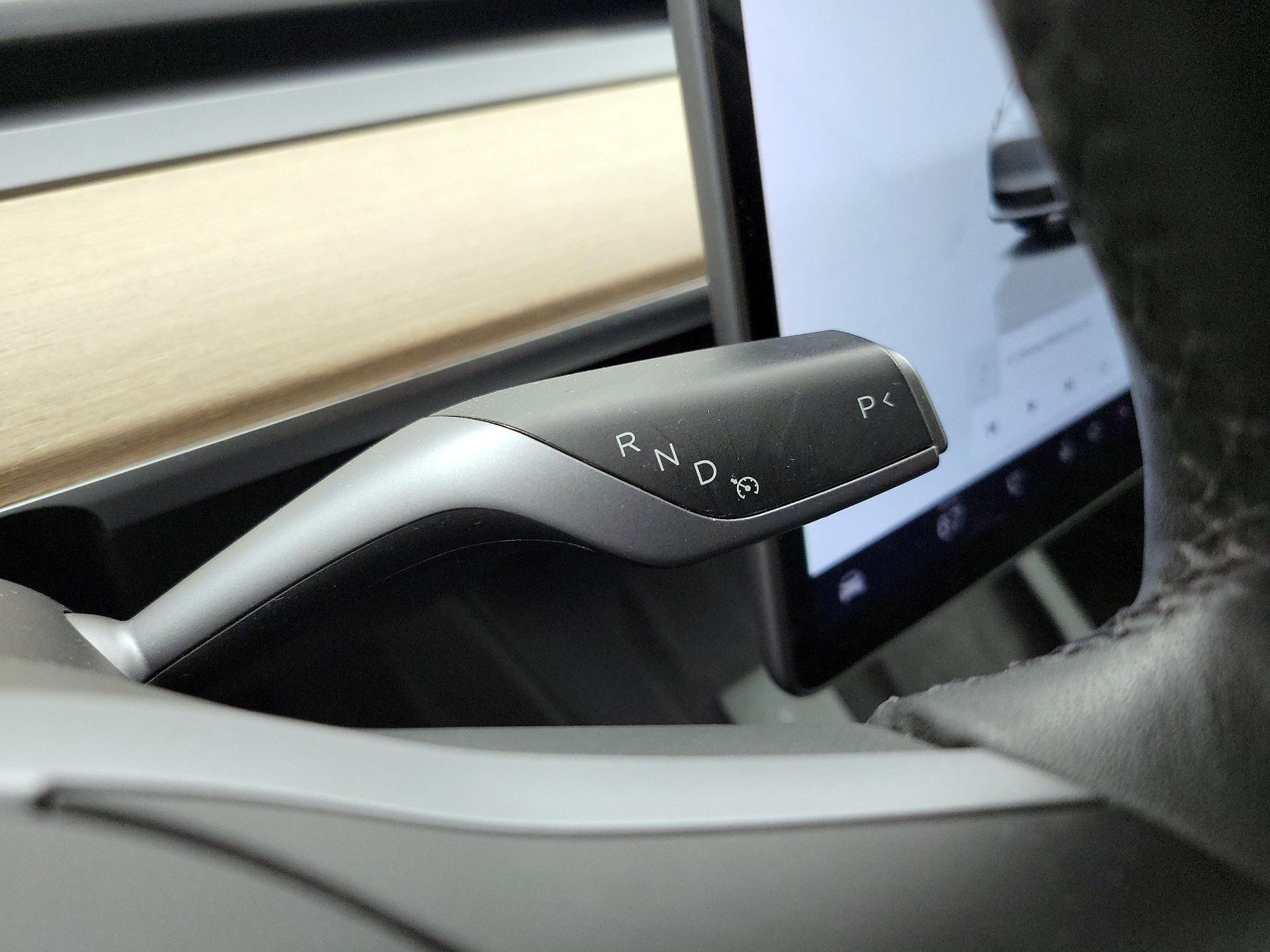Thumbnail: 2022 Tesla Model 3 - 17