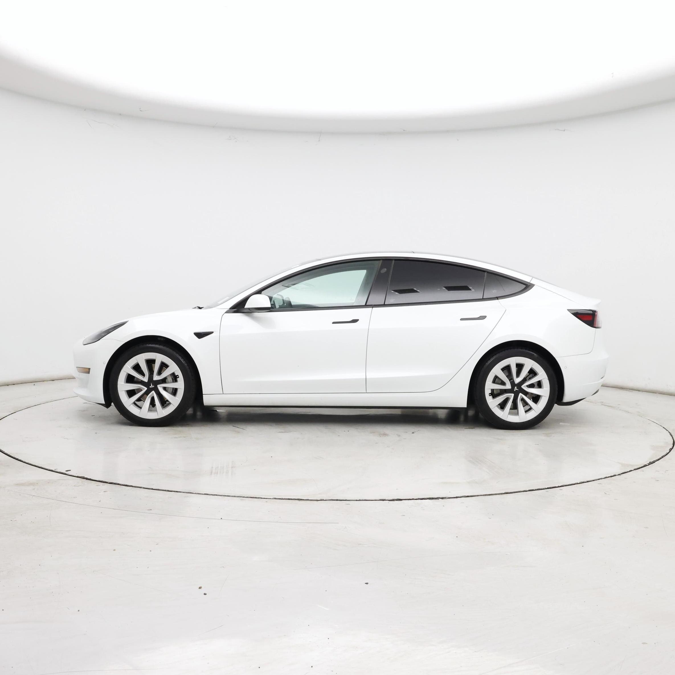 Thumbnail: 2022 Tesla Model 3 - 3
