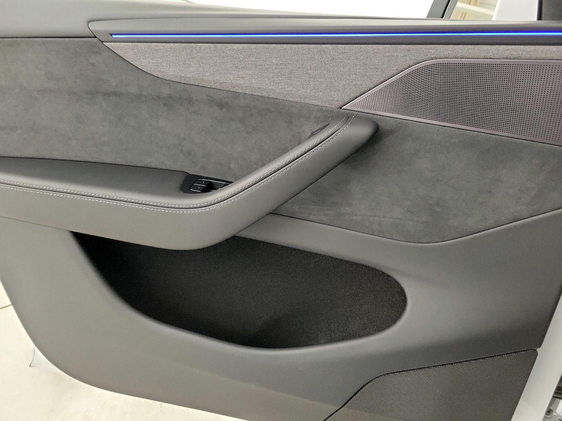 Thumbnail: 2026 Tesla Model Y - 12