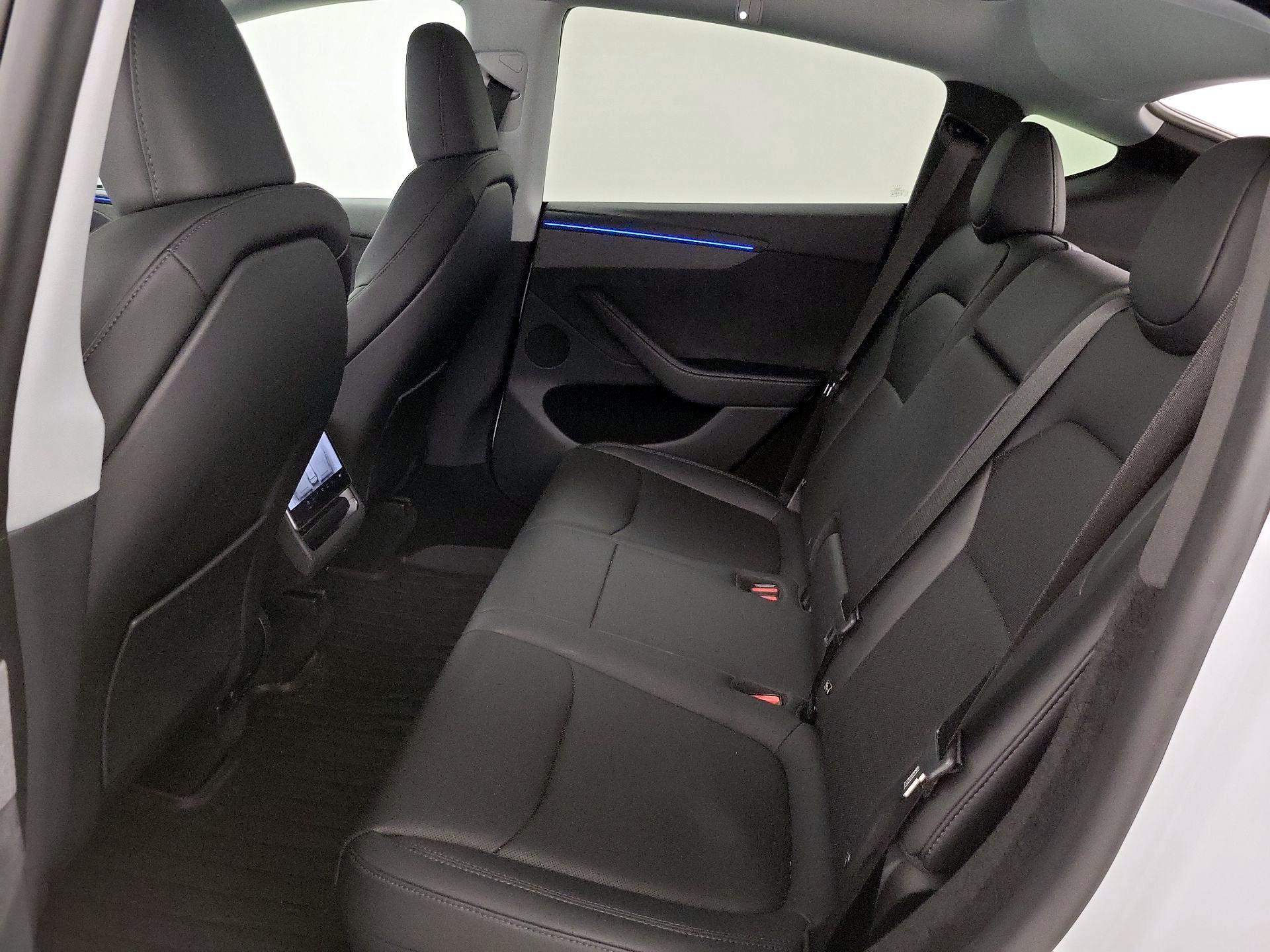 Thumbnail: 2026 Tesla Model Y - 18