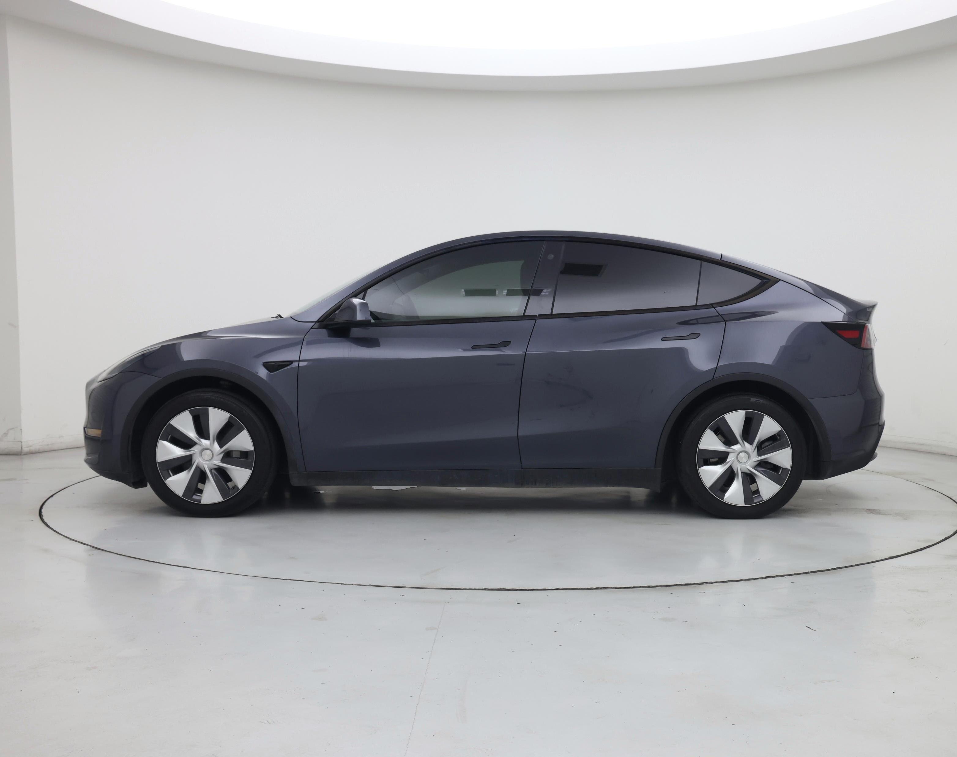 Thumbnail: 2022 Tesla Model Y - 3
