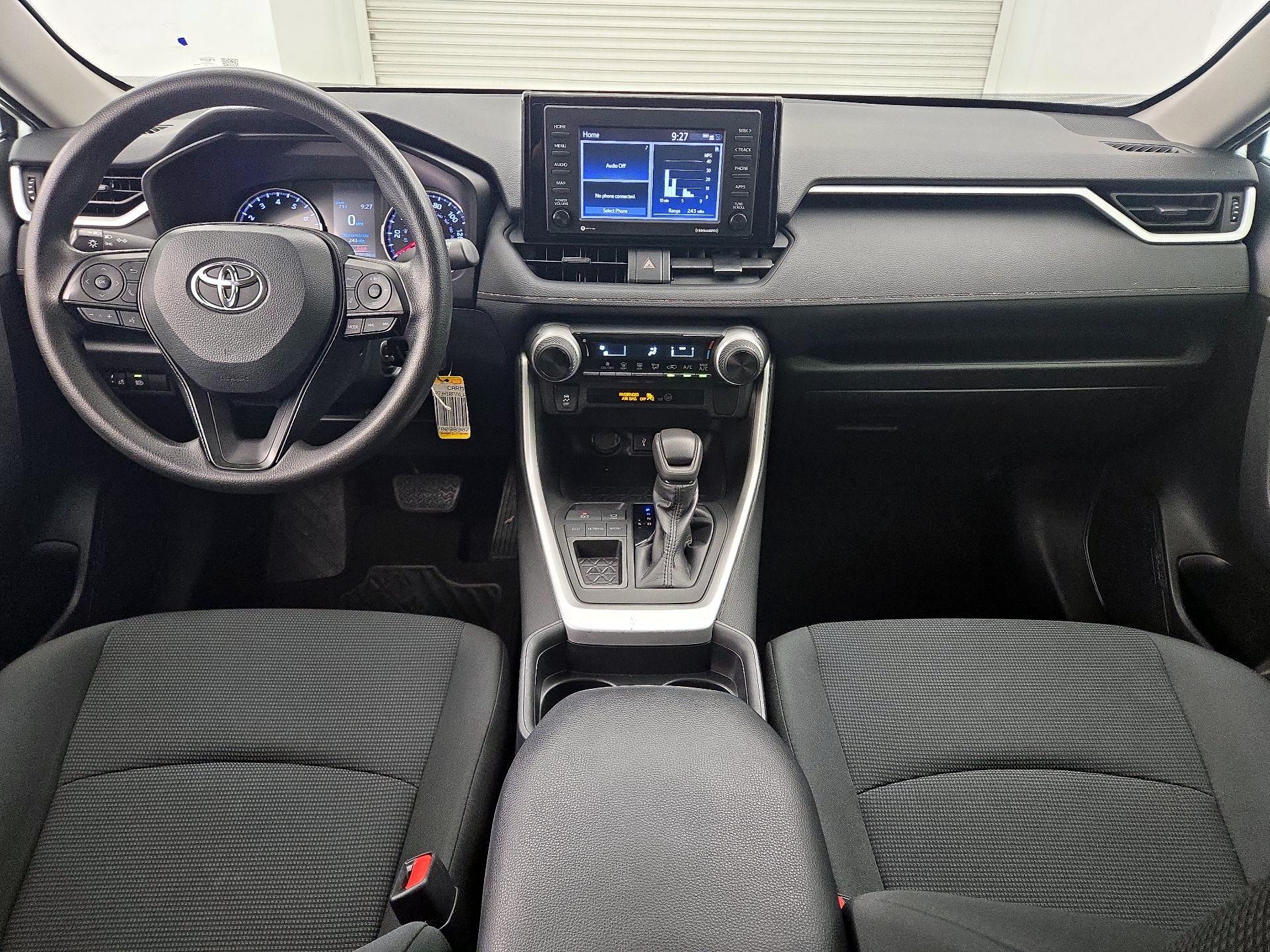 Thumbnail: 2020 Toyota RAV4 - 9