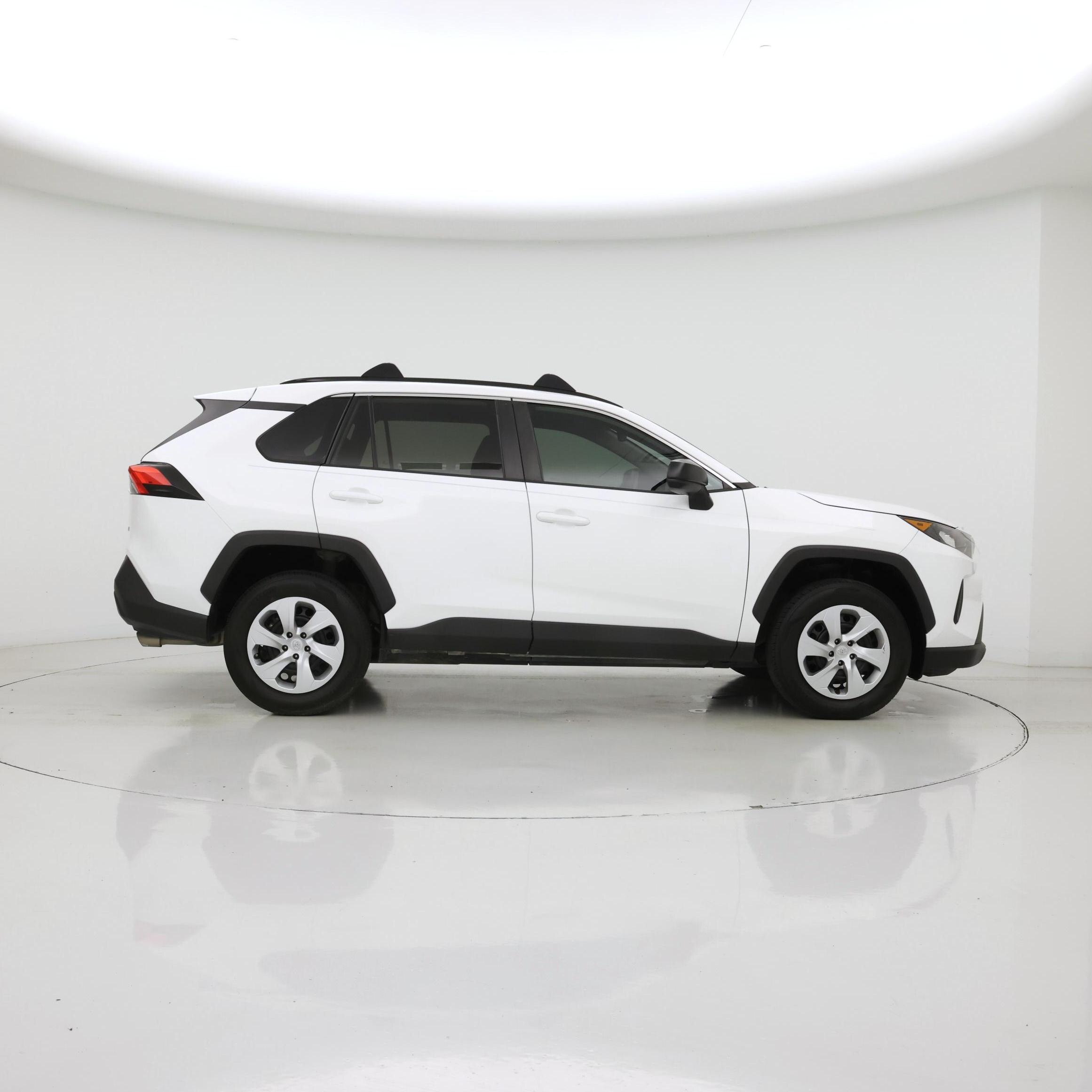 Thumbnail: 2020 Toyota RAV4 - 7