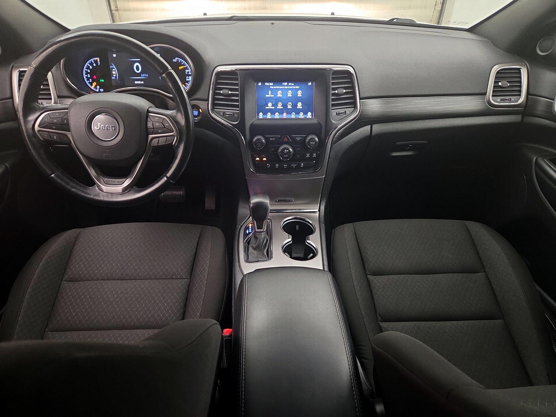 Thumbnail: 2020 Jeep Grand Cherokee - 9