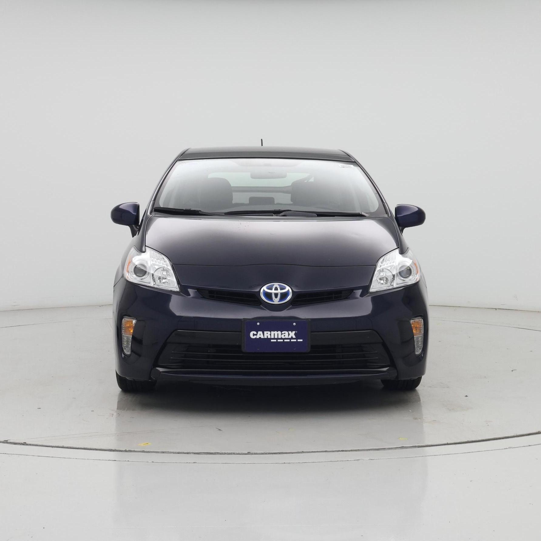 Thumbnail: 2015 Toyota Prius - 5