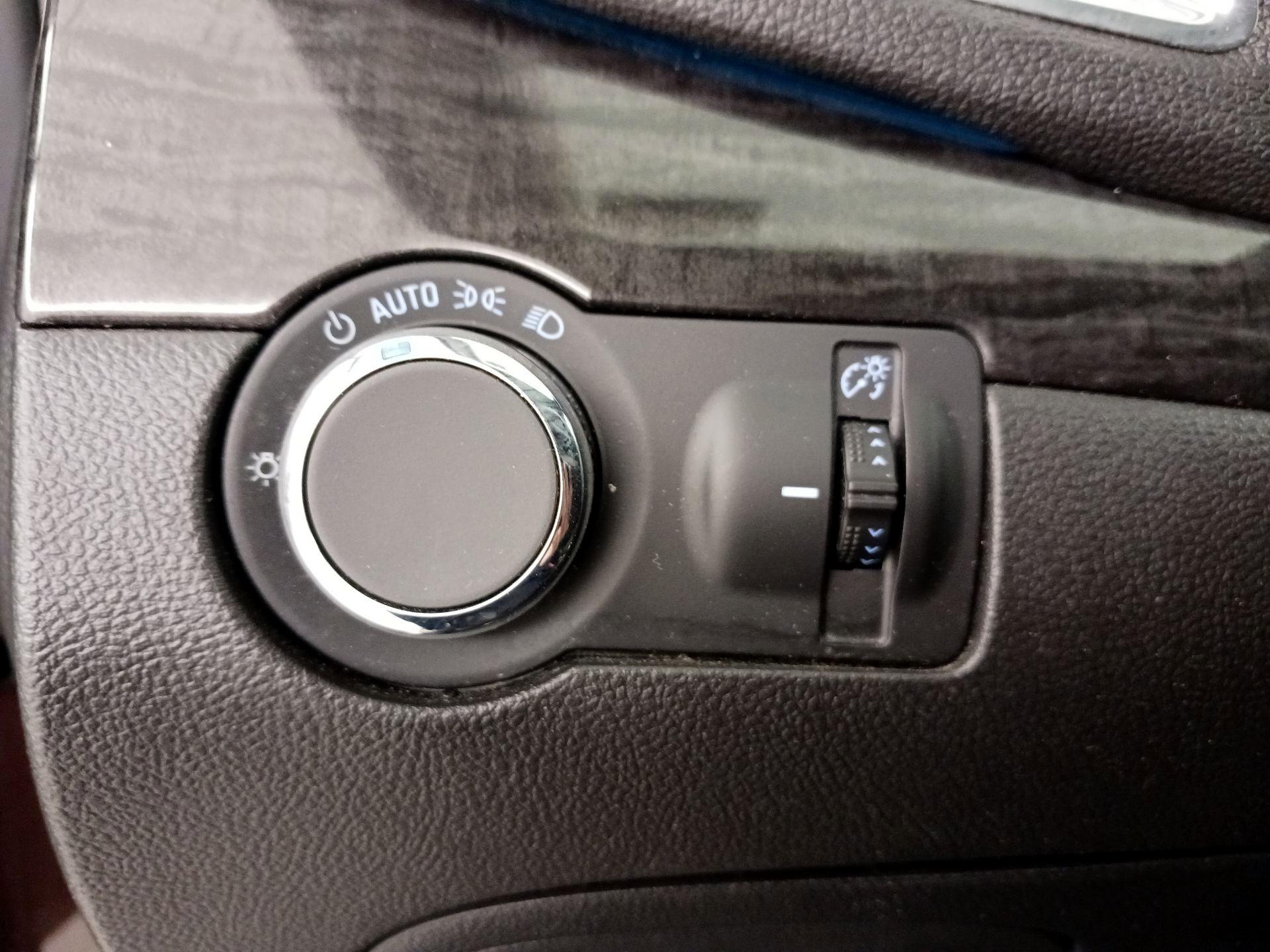 Thumbnail: 2016 Buick Encore - 13