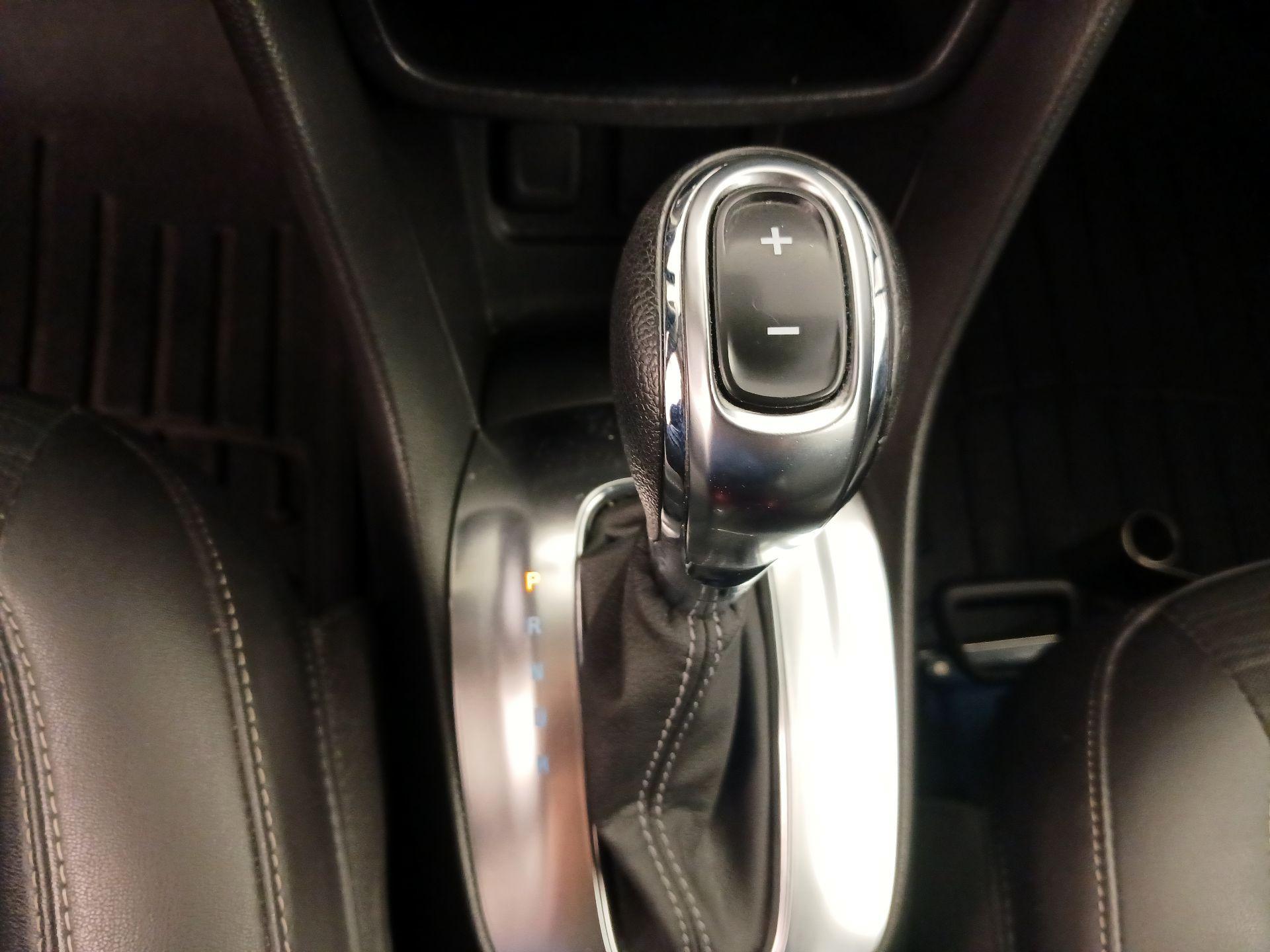 Thumbnail: 2016 Buick Encore - 17
