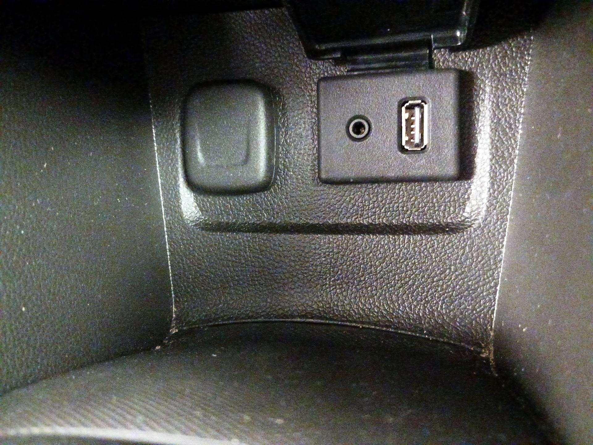 Thumbnail: 2016 Buick Encore - 18