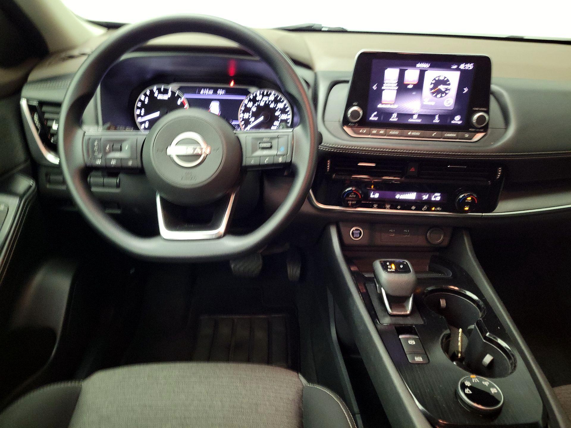 Thumbnail: 2023 Nissan Rogue - 10