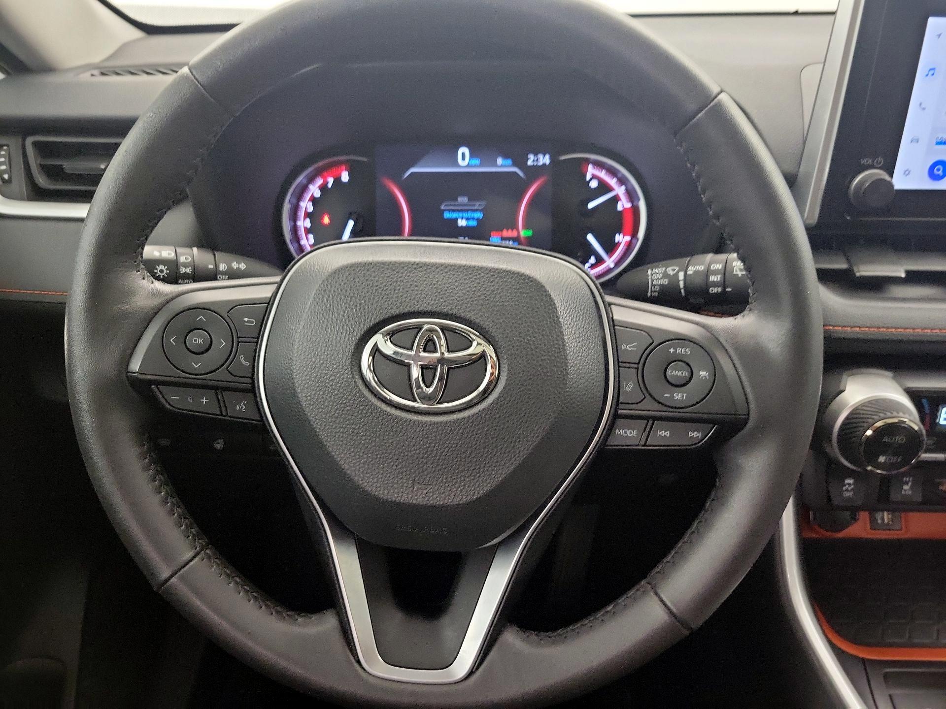 Thumbnail: 2024 Toyota RAV4 - 10