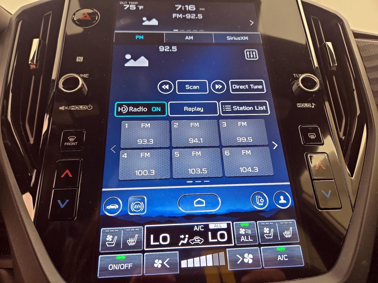 2025 Subaru Forester Touring - Photo 16