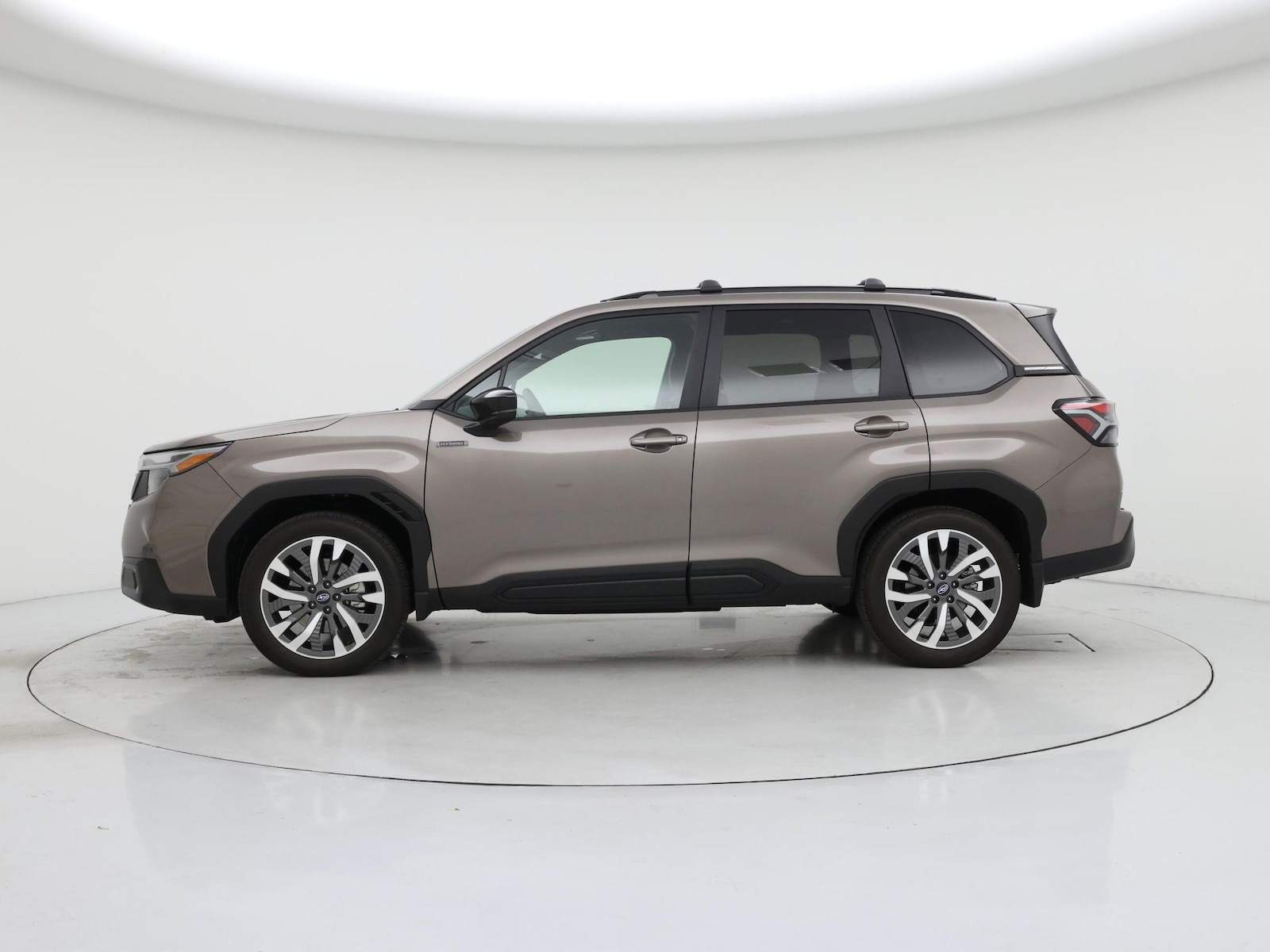 2025 Subaru Forester Touring - Photo 4