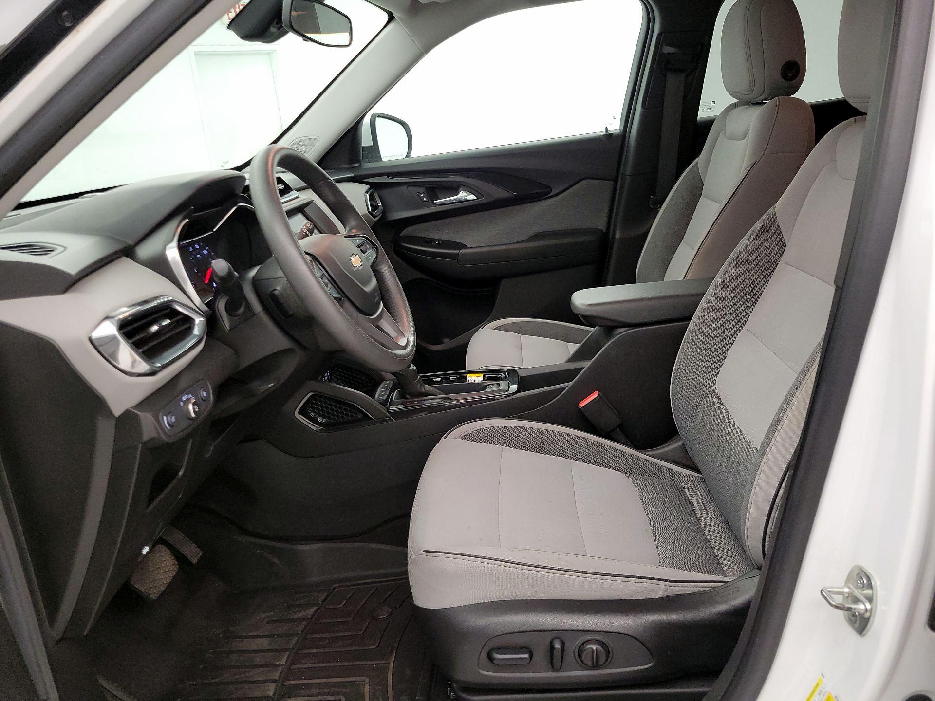 Thumbnail: 2021 Chevrolet TrailBlazer - 11