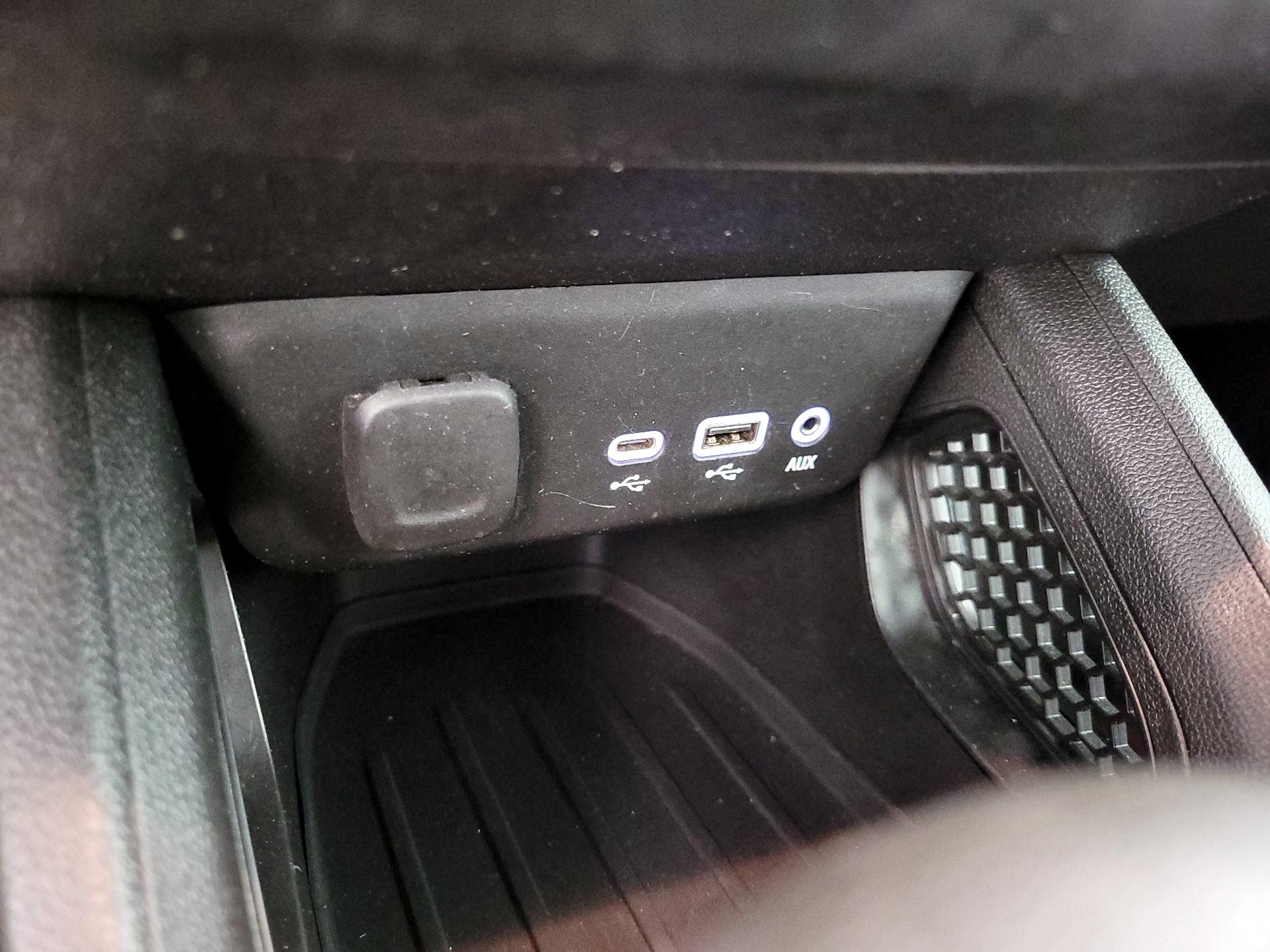 Thumbnail: 2021 Chevrolet TrailBlazer - 18
