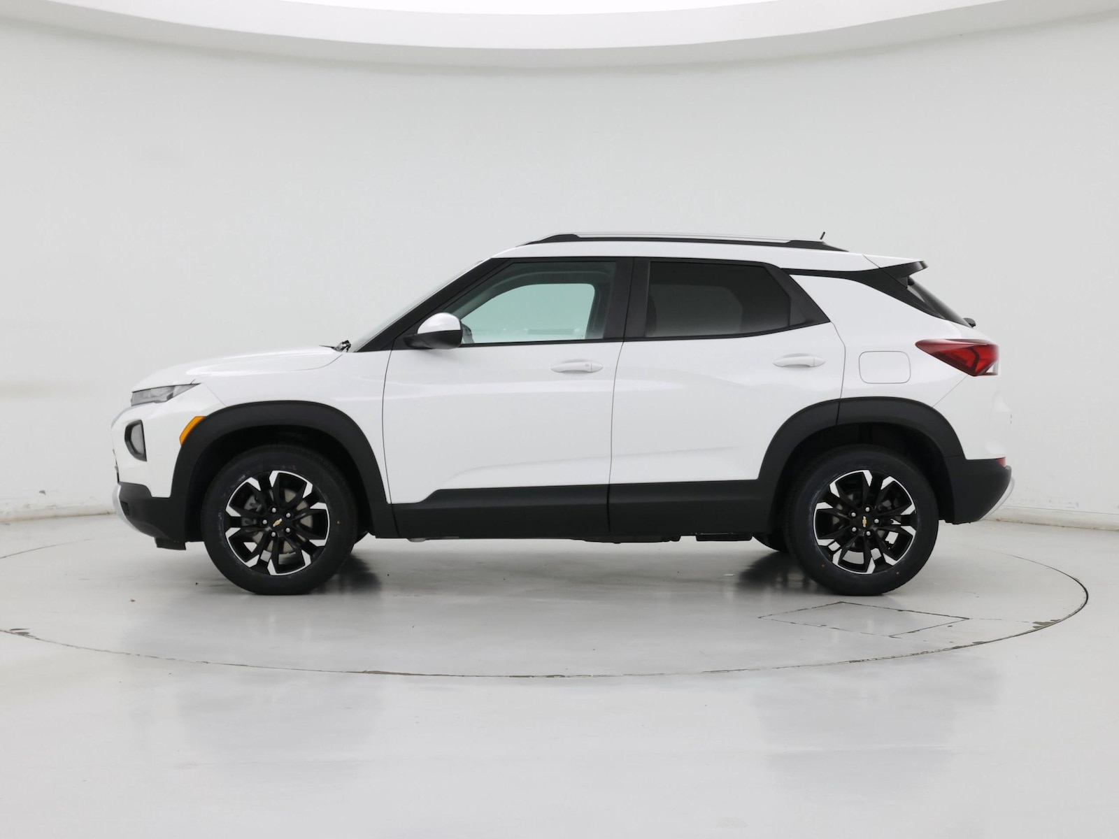 2021 Chevrolet Trailblazer LT - Photo 4