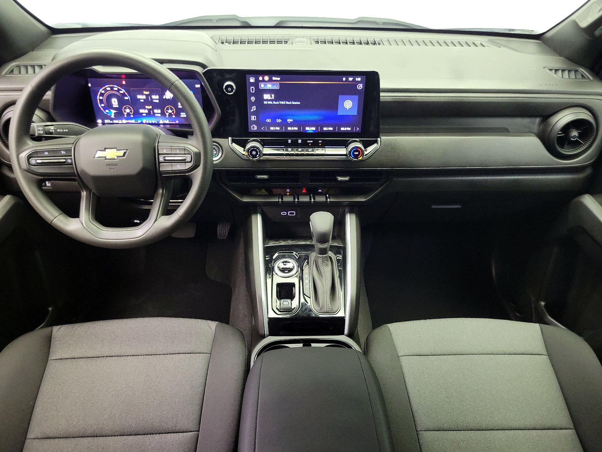 Thumbnail: 2024 Chevrolet Colorado - 9