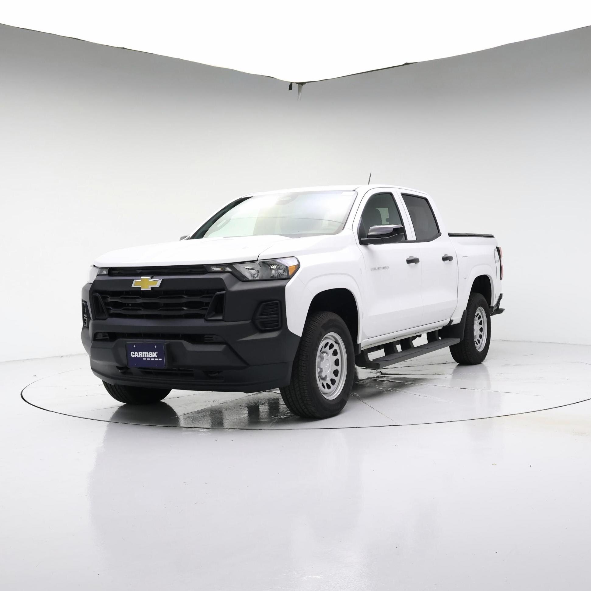Thumbnail: 2024 Chevrolet Colorado - 4