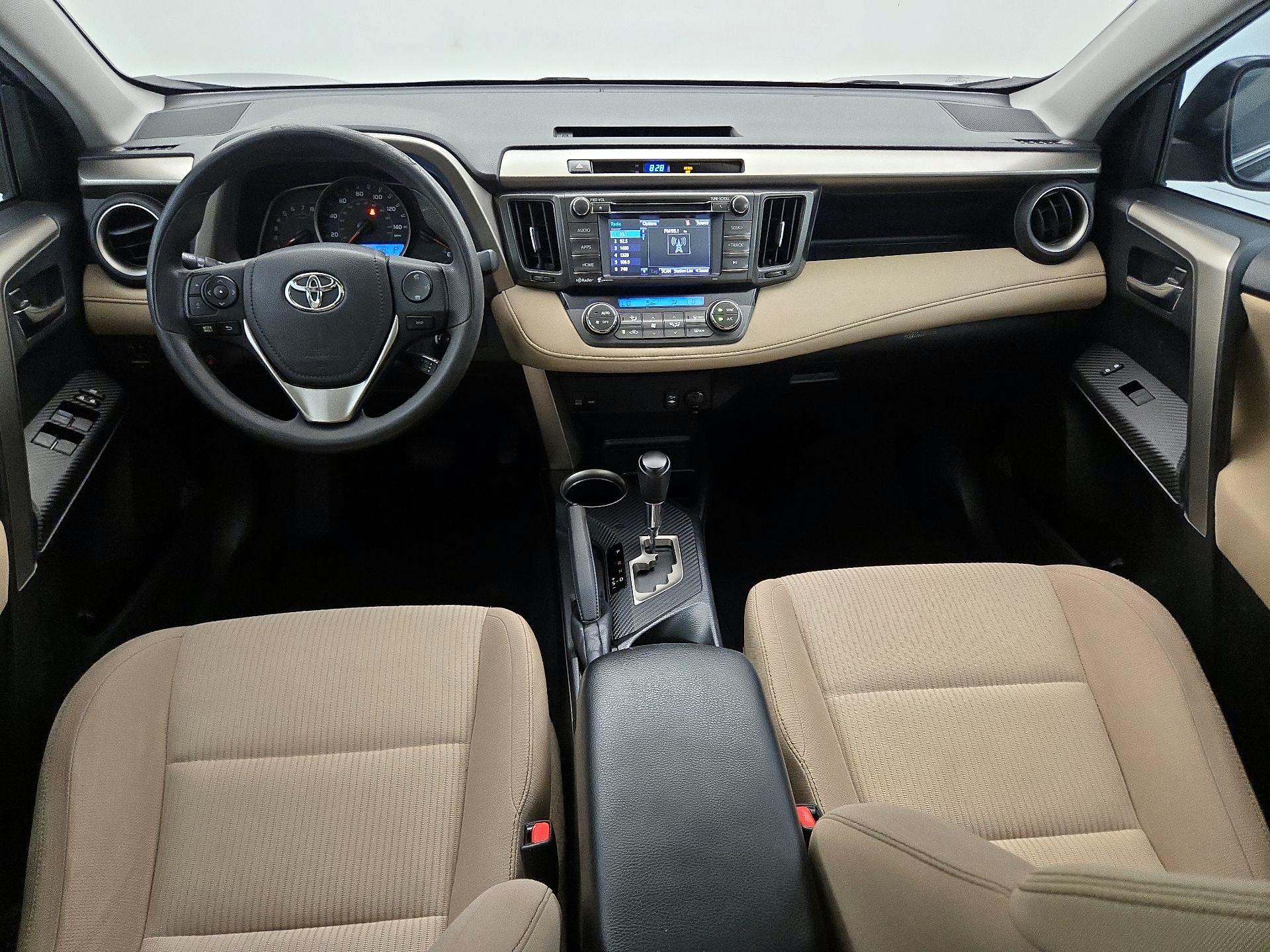 Thumbnail: 2015 Toyota RAV4 - 9