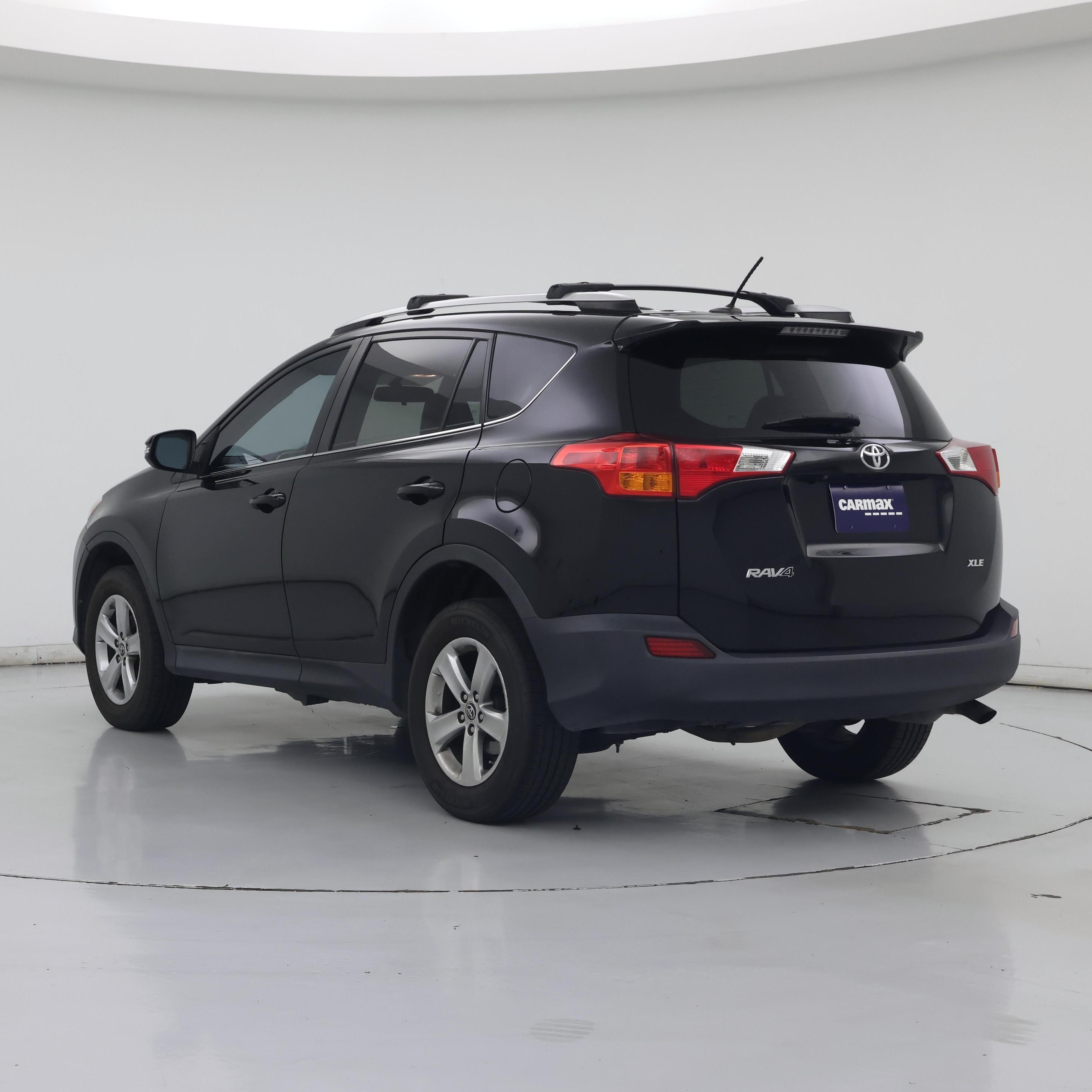 Thumbnail: 2015 Toyota RAV4 - 2