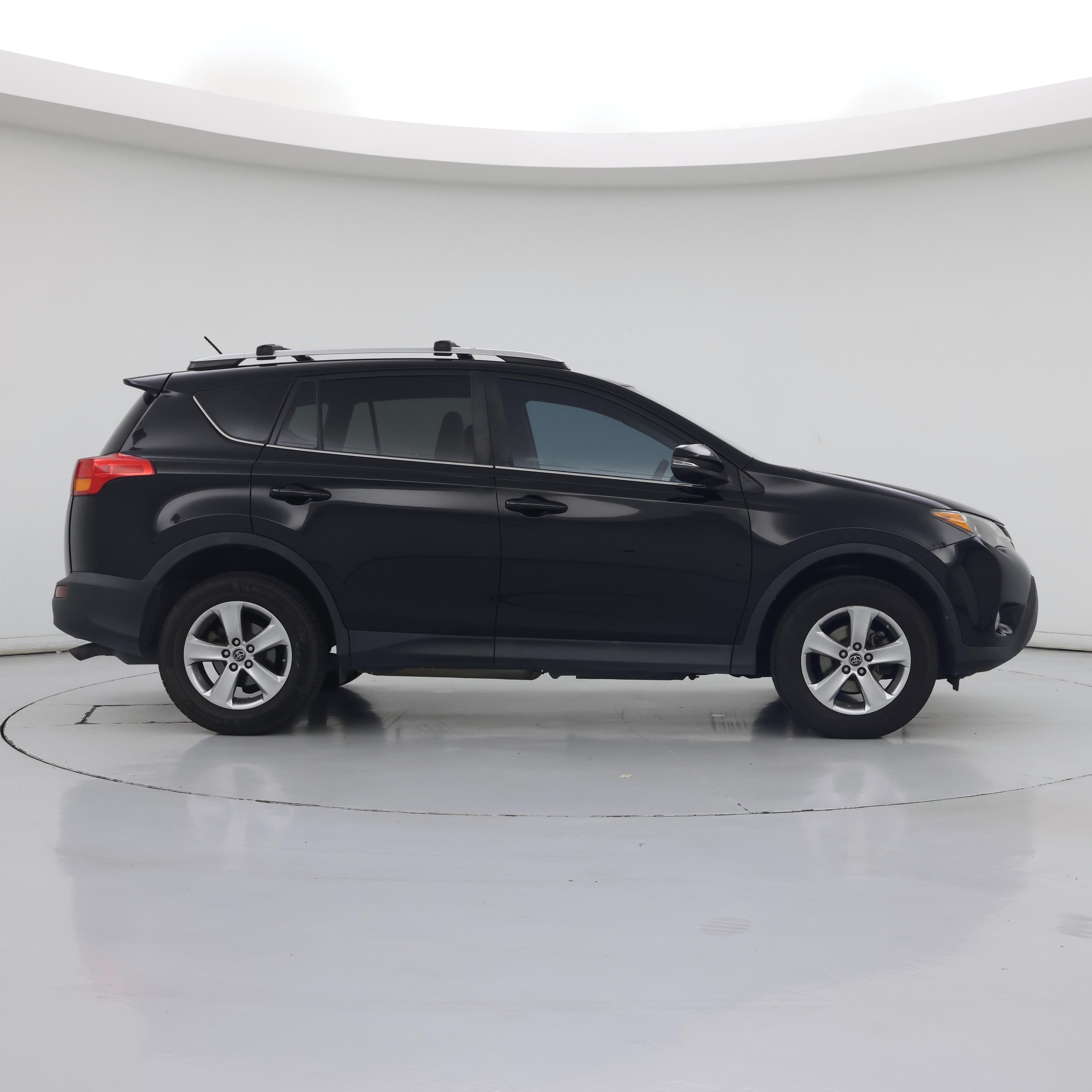 Thumbnail: 2015 Toyota RAV4 - 7