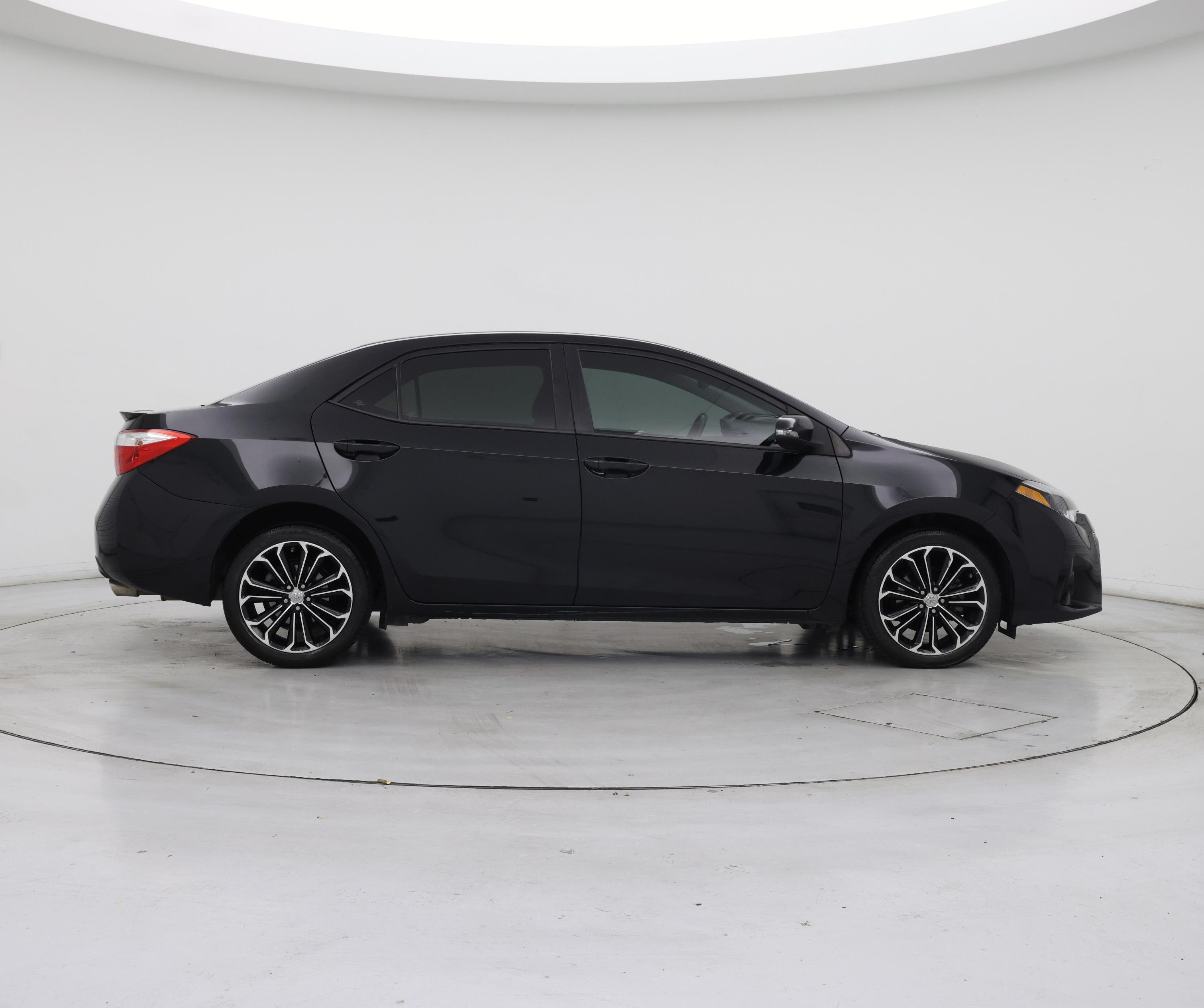 Thumbnail: 2015 Toyota Corolla - 7