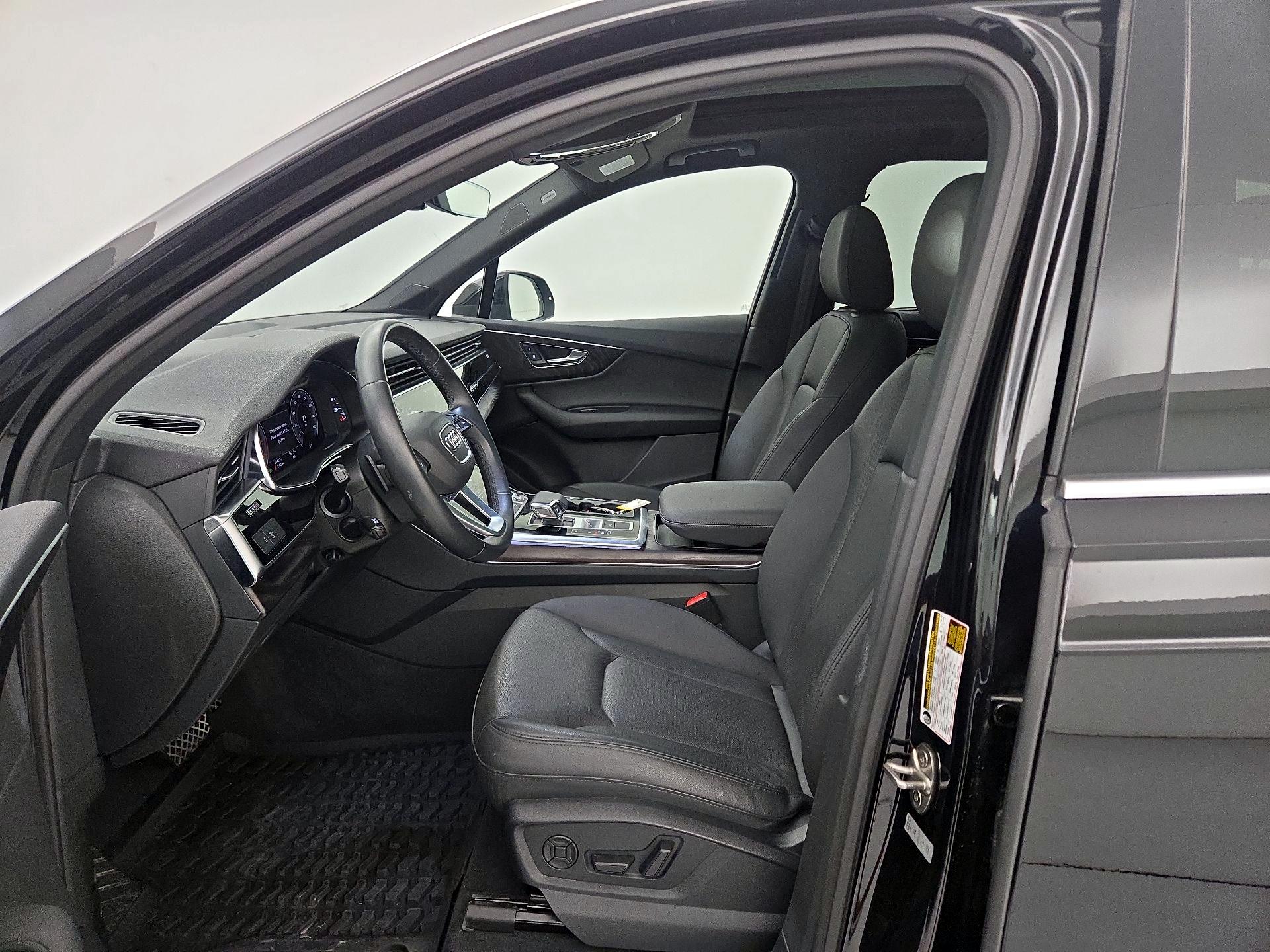 Thumbnail: 2021 Audi Q7 - 11
